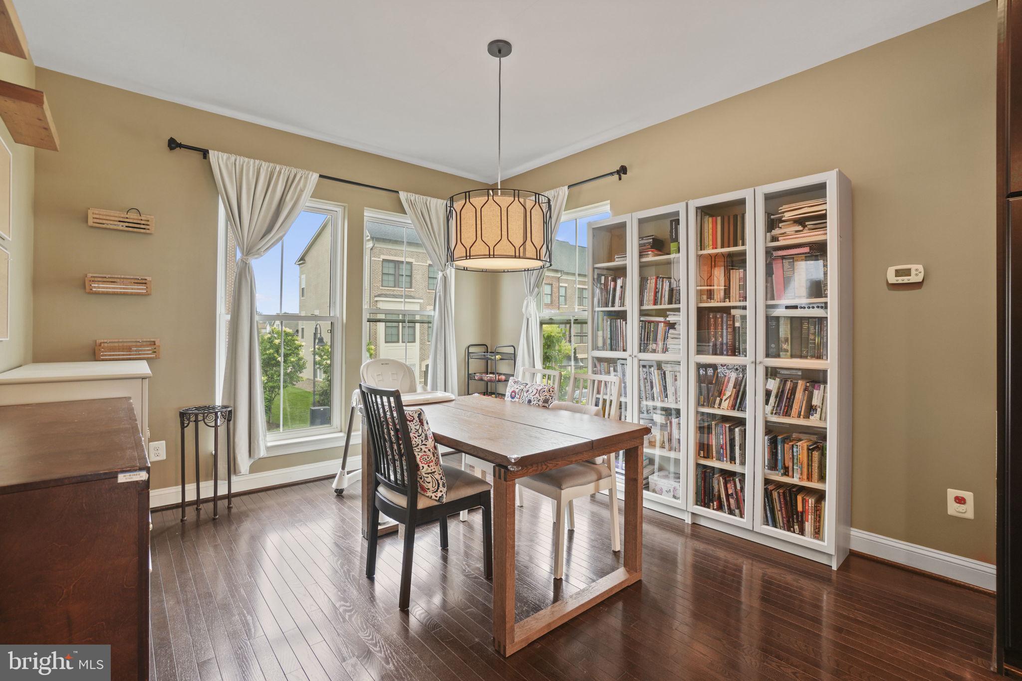 ONE LOUDOUN LANDBAY C - Residential Lease