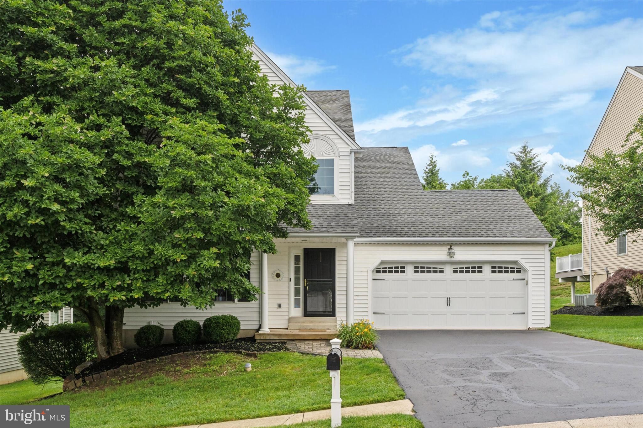 422 CARPENTERS COVE LANE