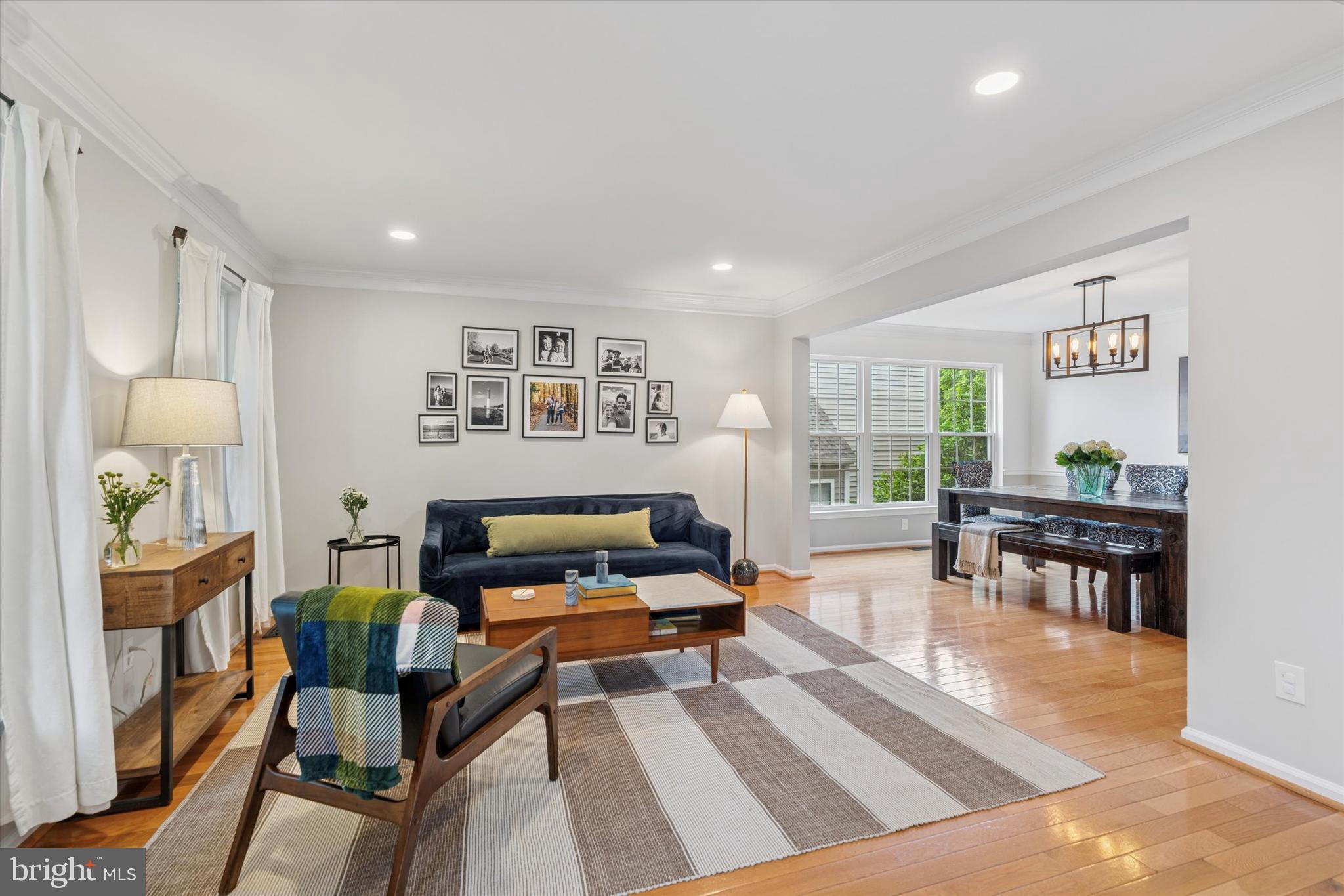 422 CARPENTERS COVE LANE