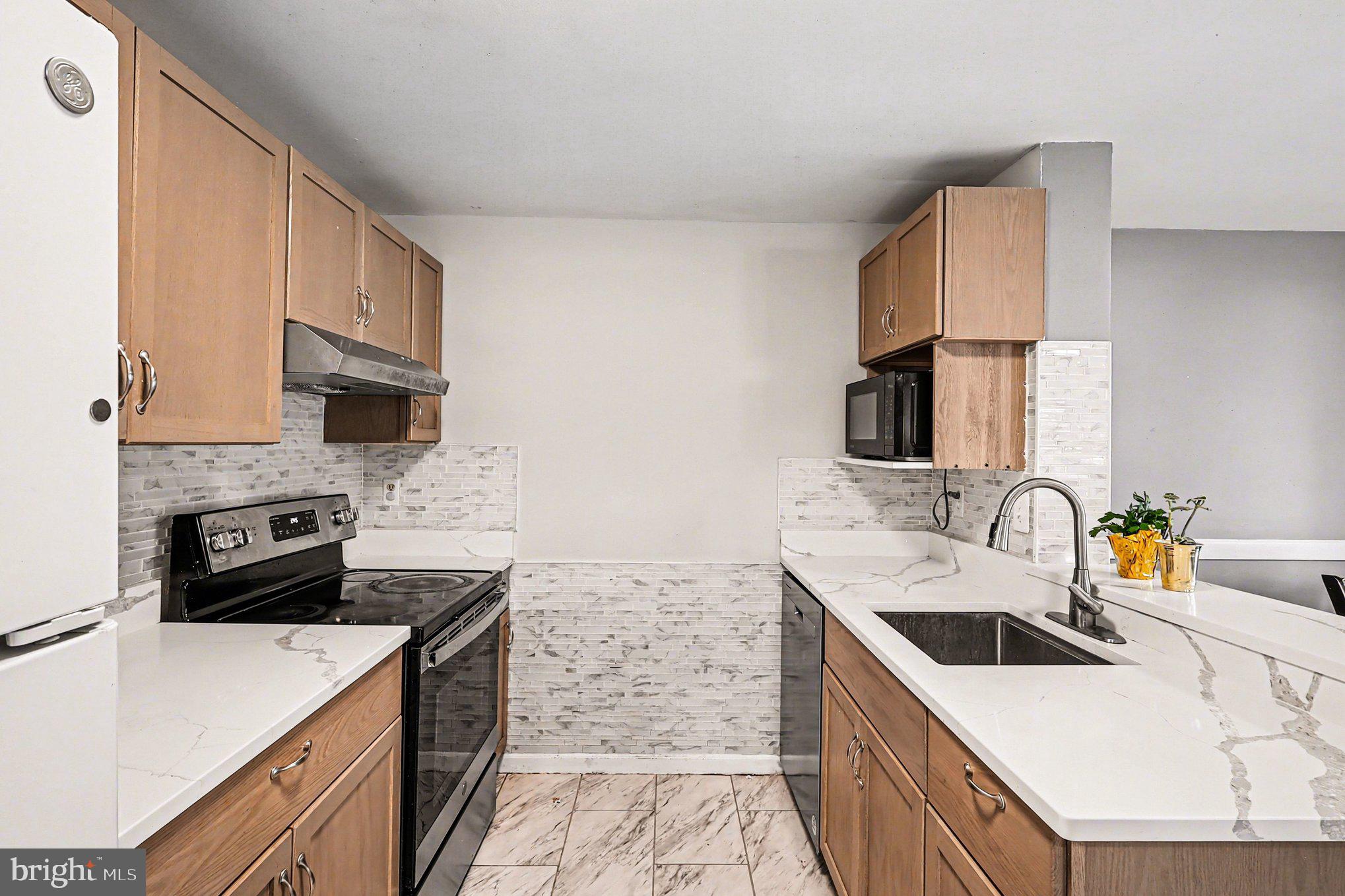 MOUNTAIN VIEW - Residential