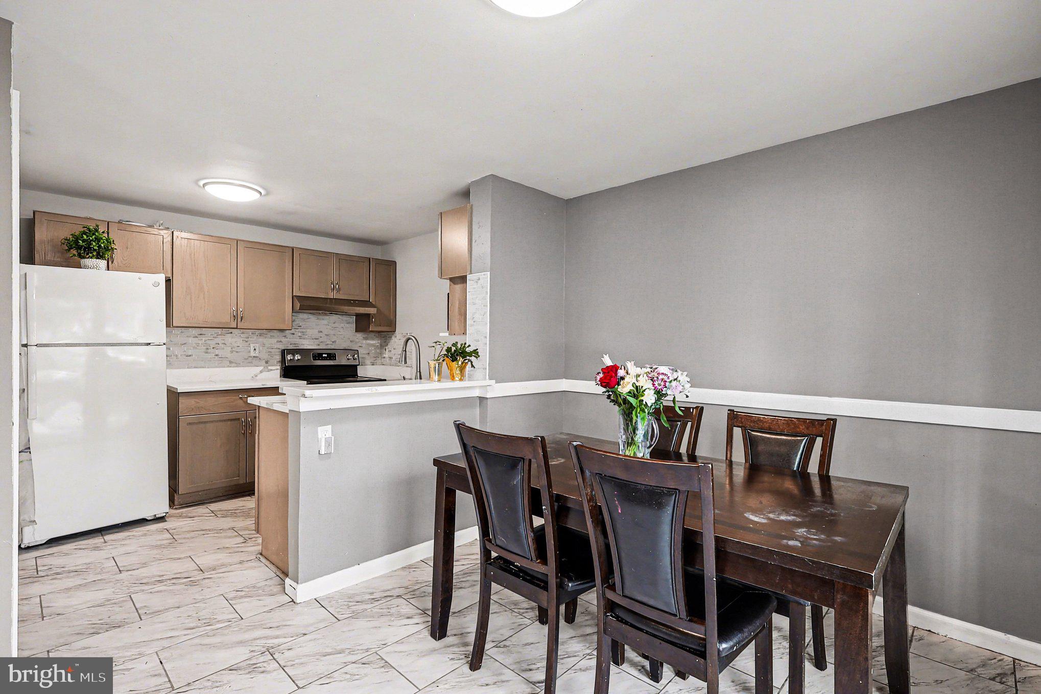 MOUNTAIN VIEW - Residential