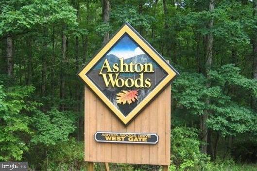 ASHTON WOODS - Land