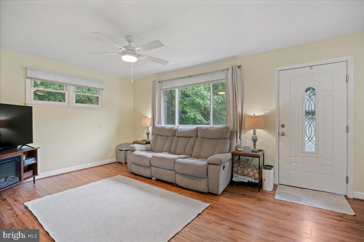 INDIAN HEAD MANOR SUB - Residential