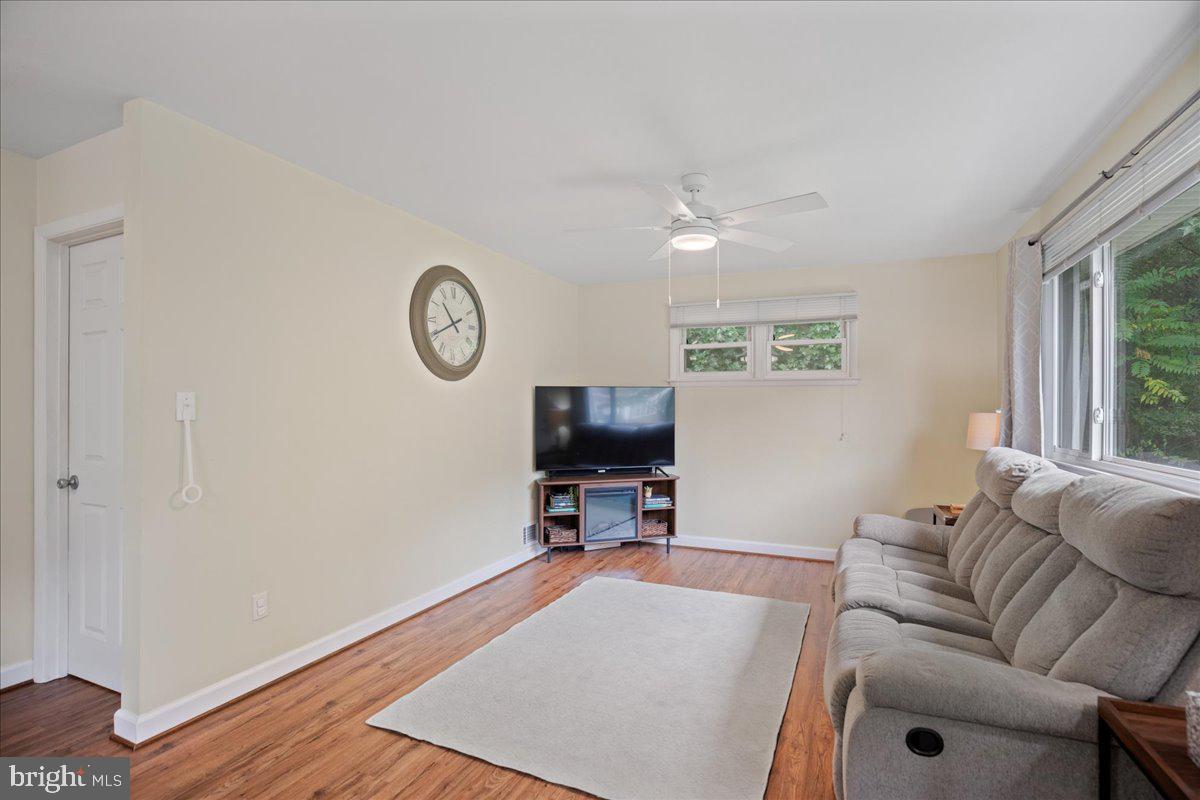 INDIAN HEAD MANOR SUB - Residential