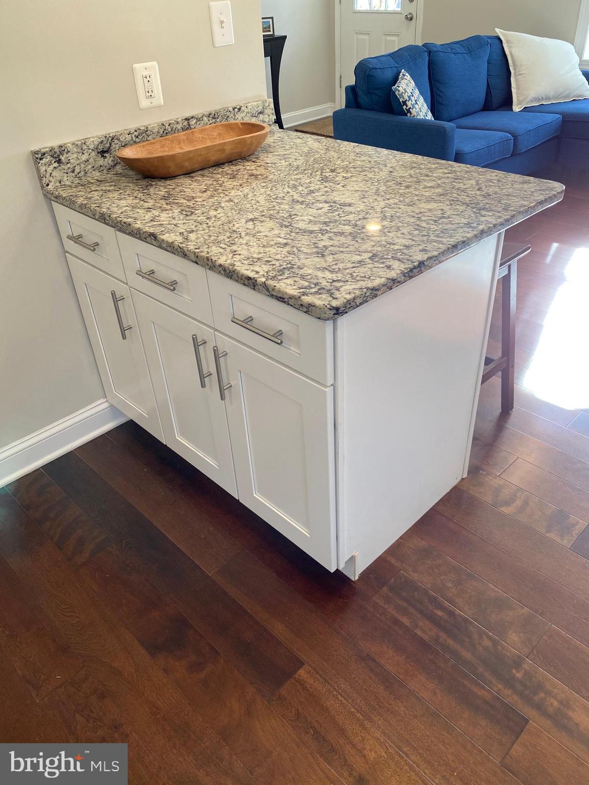 BALLOU - Residential