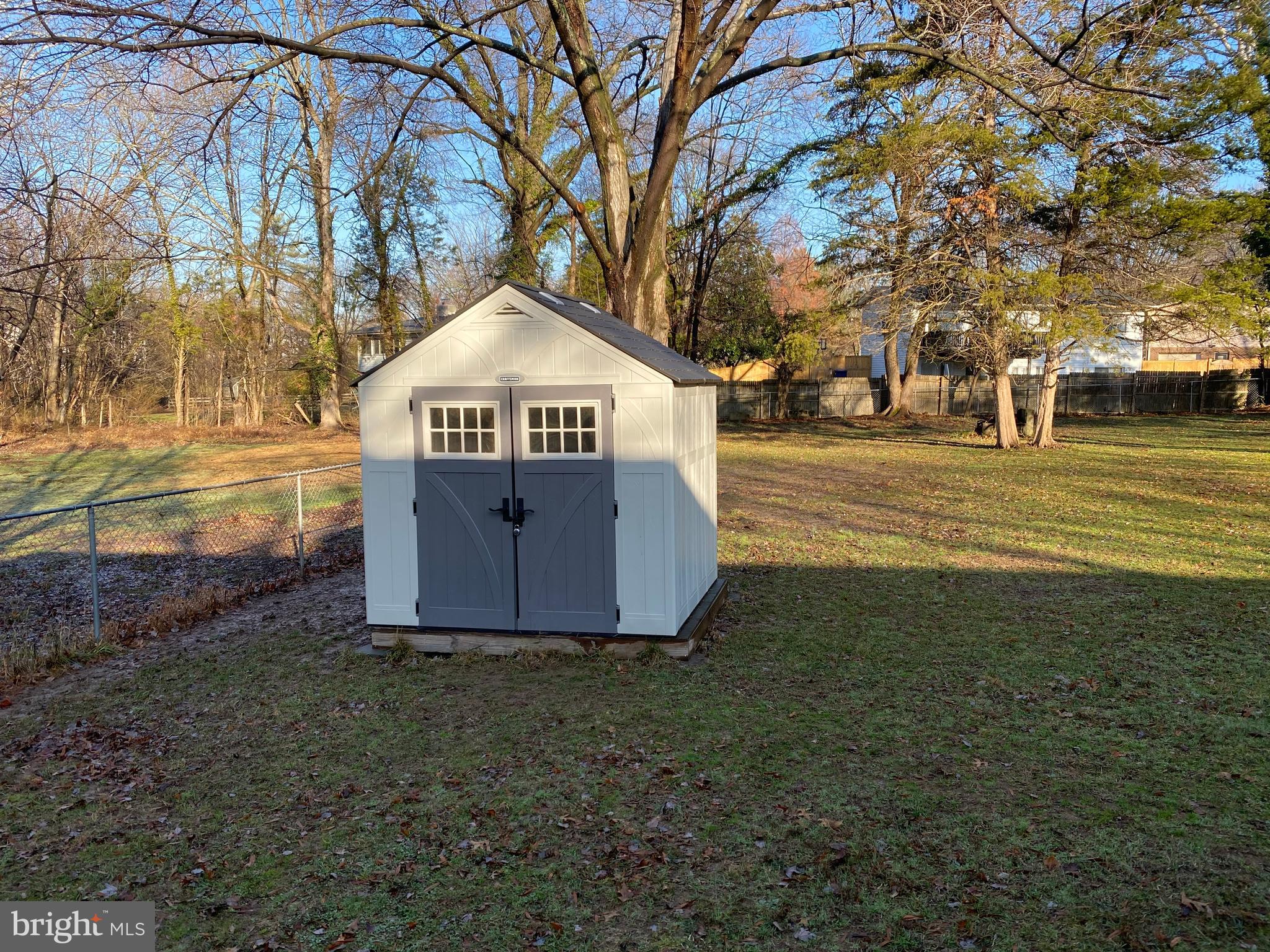 BALLOU - Residential