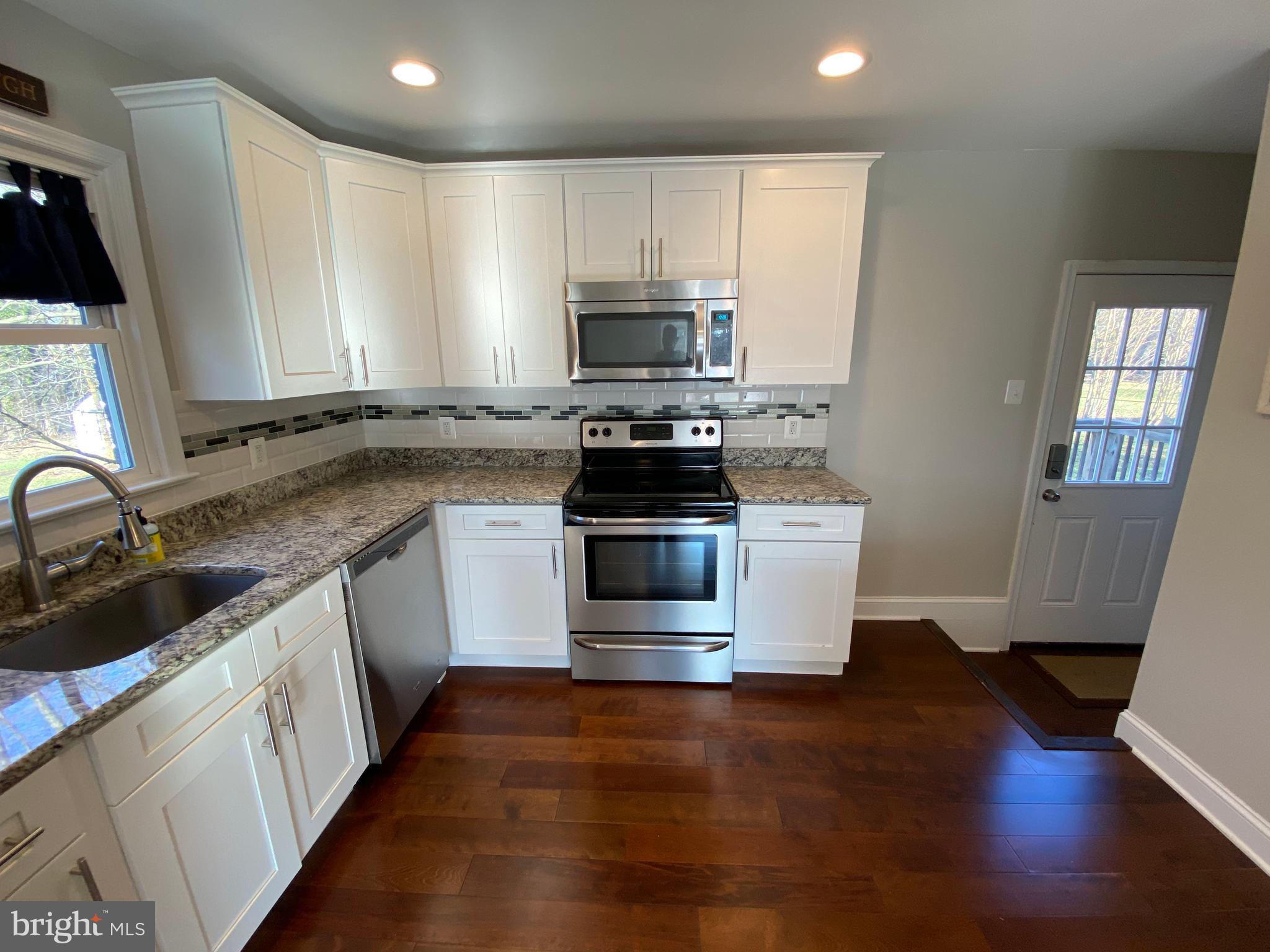 BALLOU - Residential