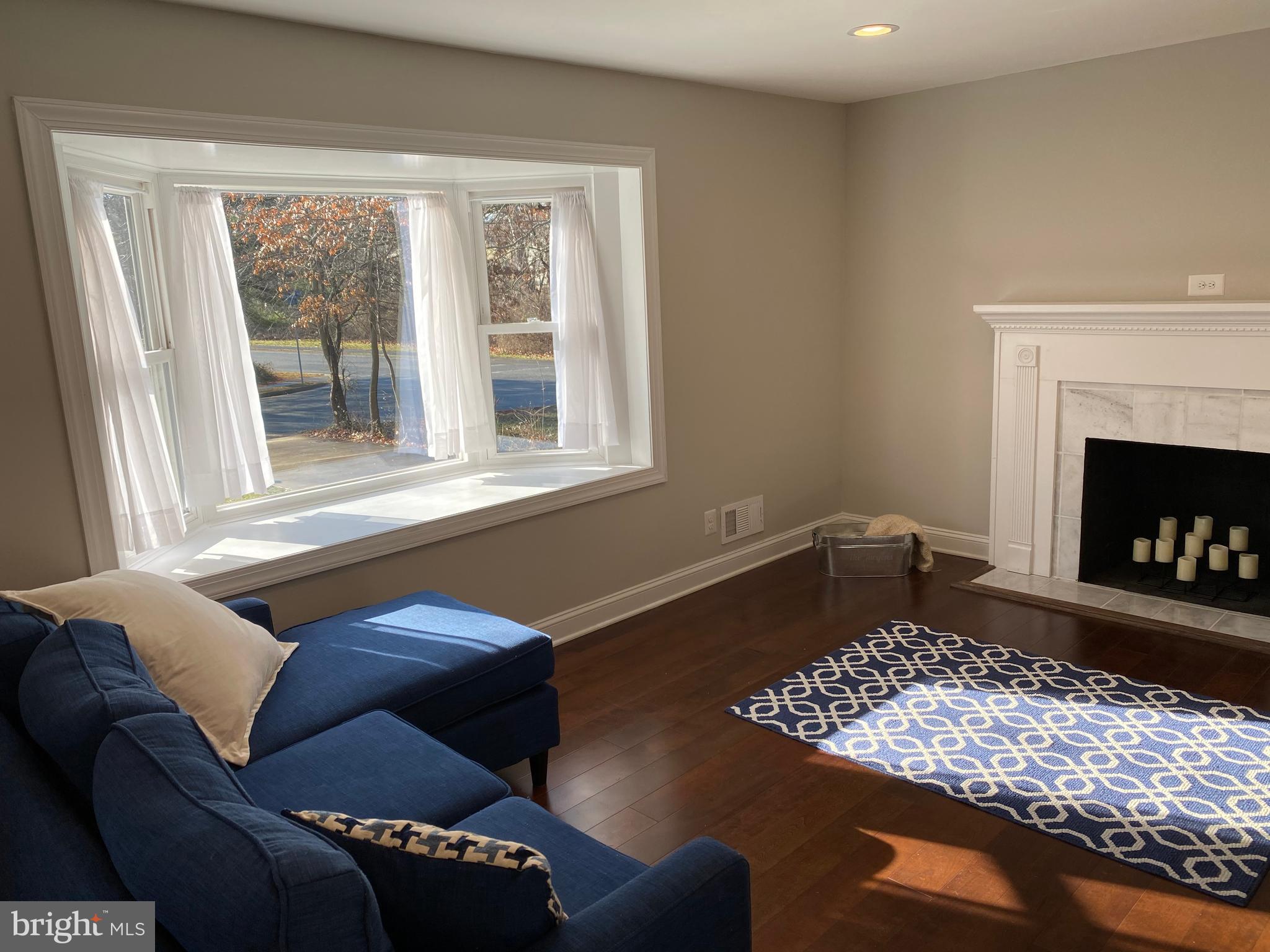 BALLOU - Residential