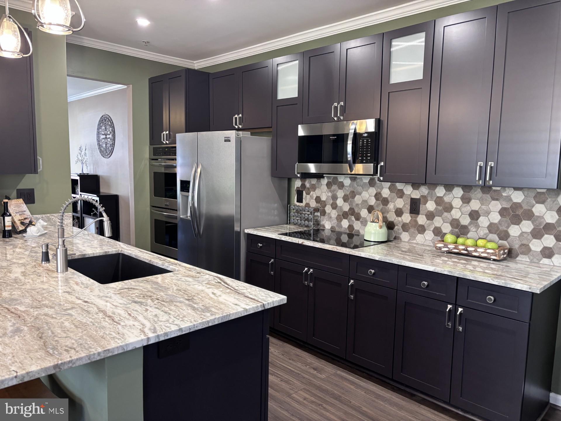 SEABREEZE AT HARBOR GATES - Residential