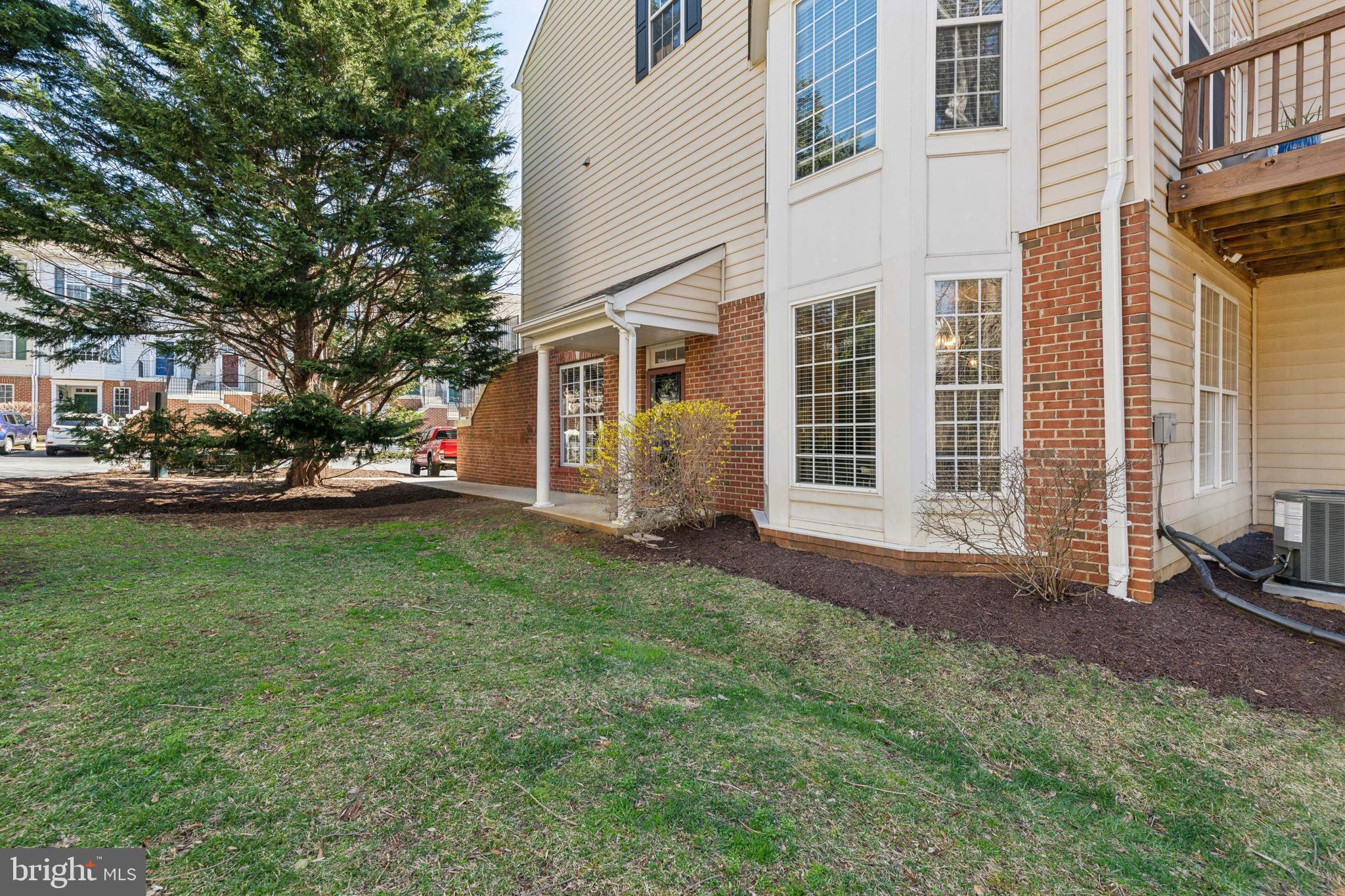 SEABREEZE AT HARBOR GATES - Residential