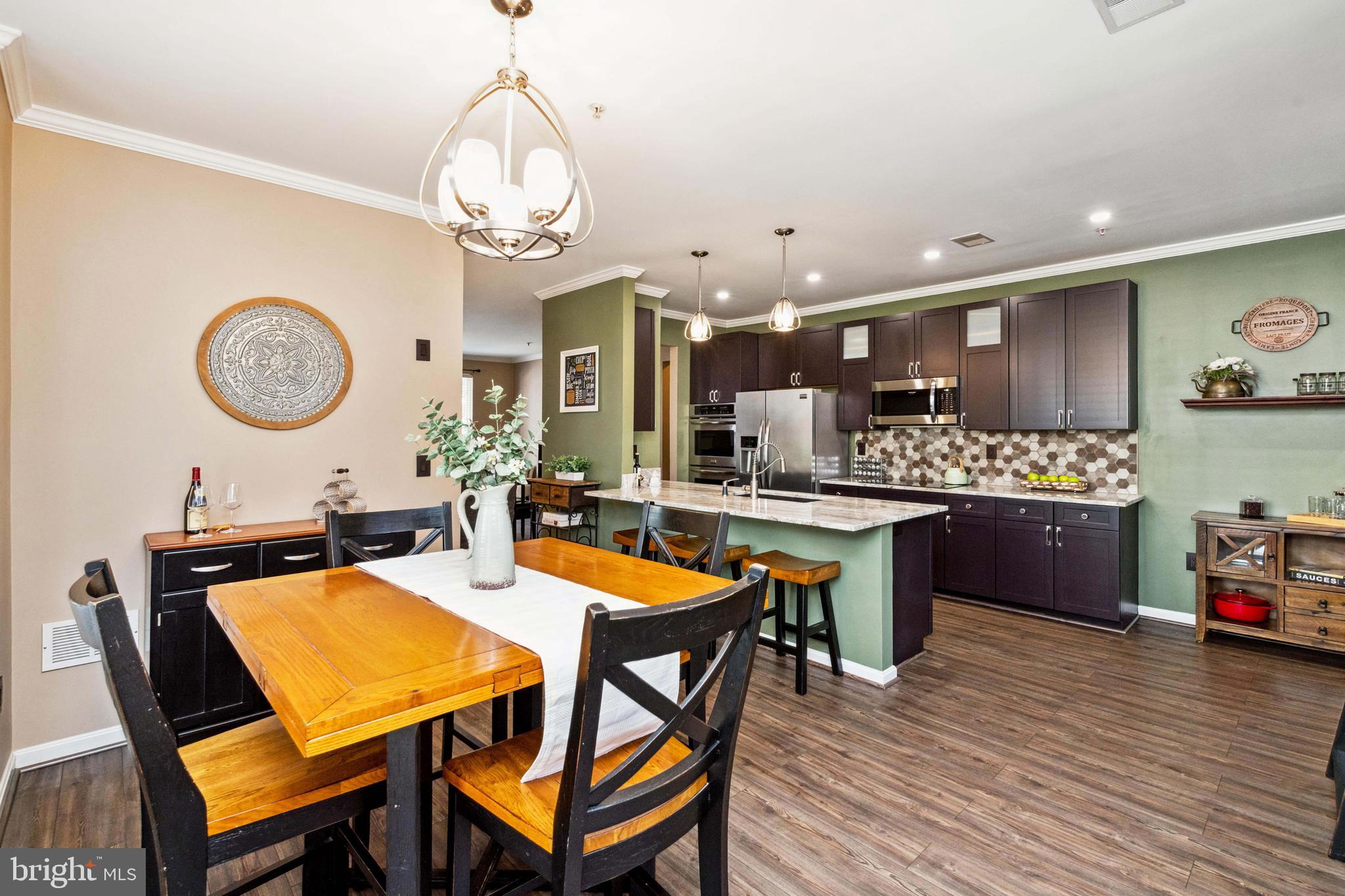 SEABREEZE AT HARBOR GATES - Residential