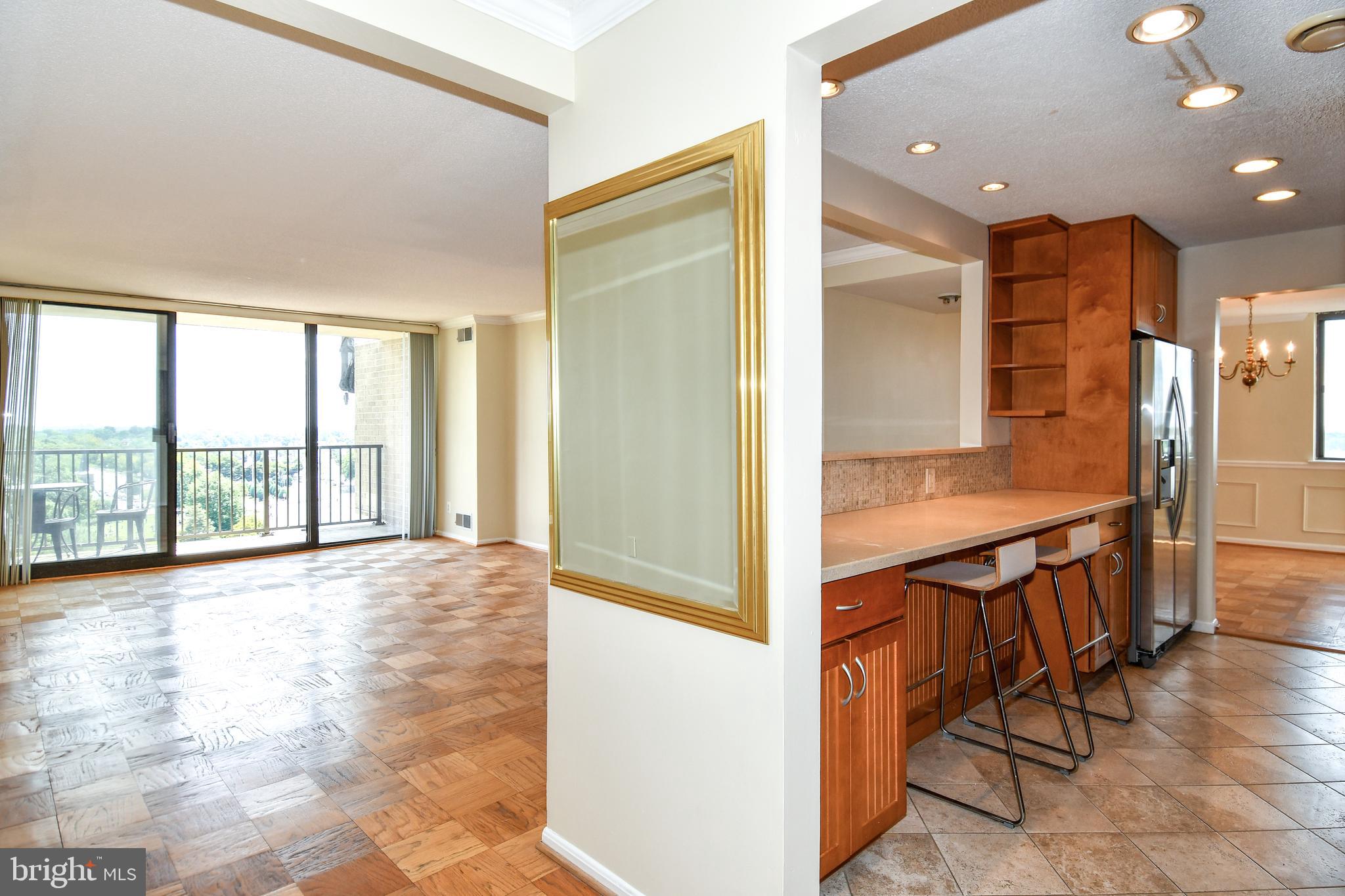 AMERICANA CENTRE - Residential