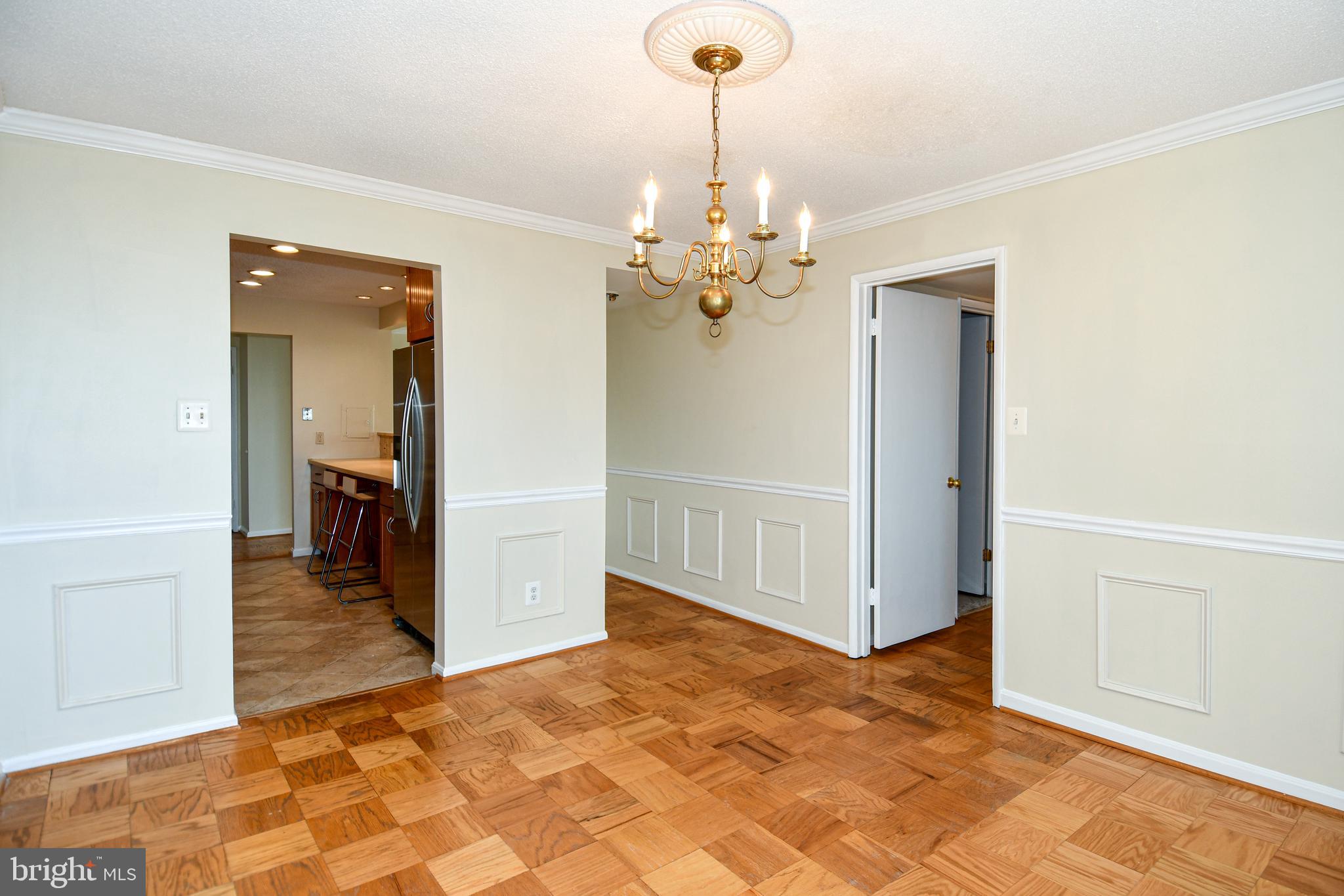 AMERICANA CENTRE - Residential