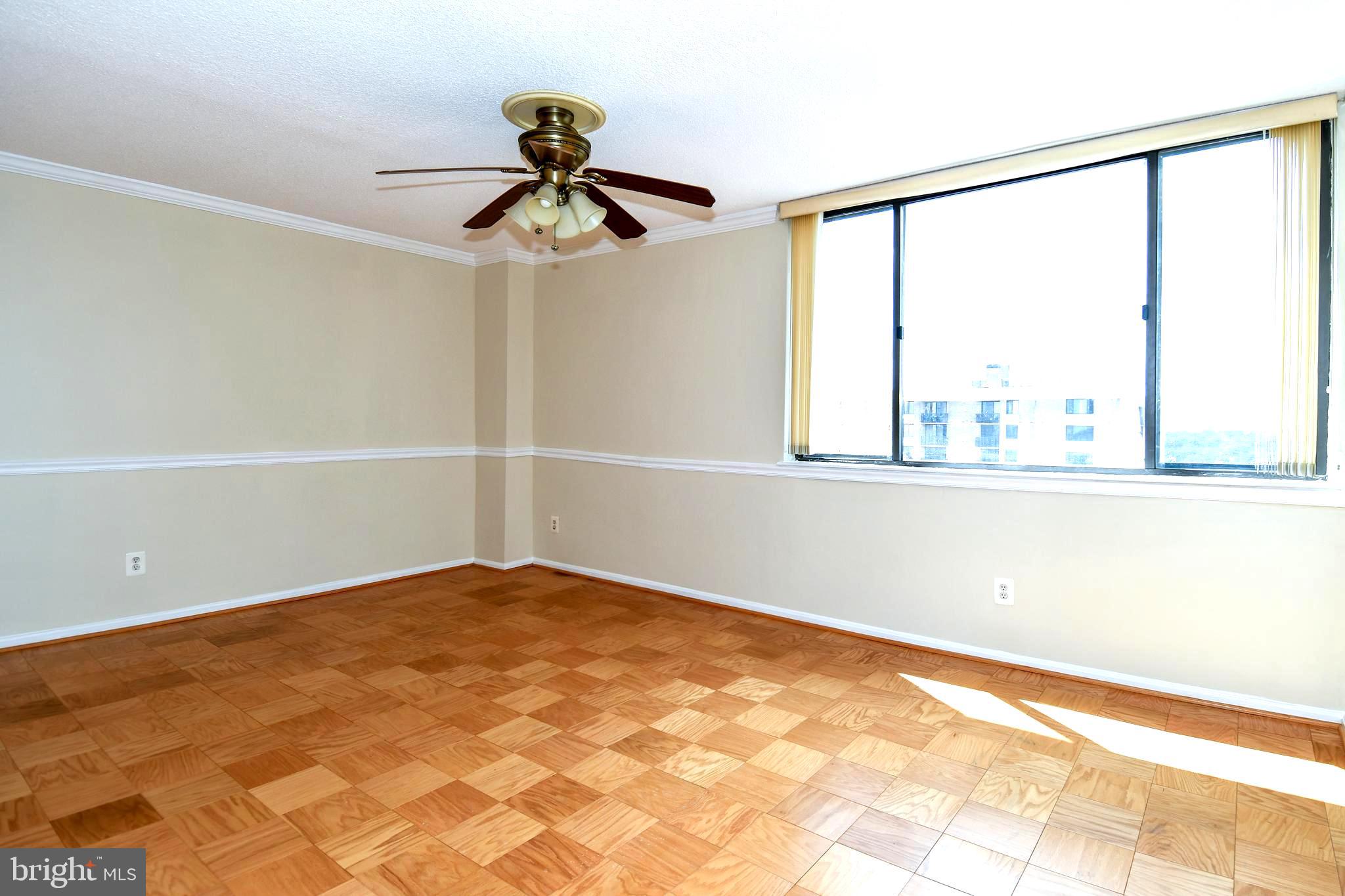 AMERICANA CENTRE - Residential