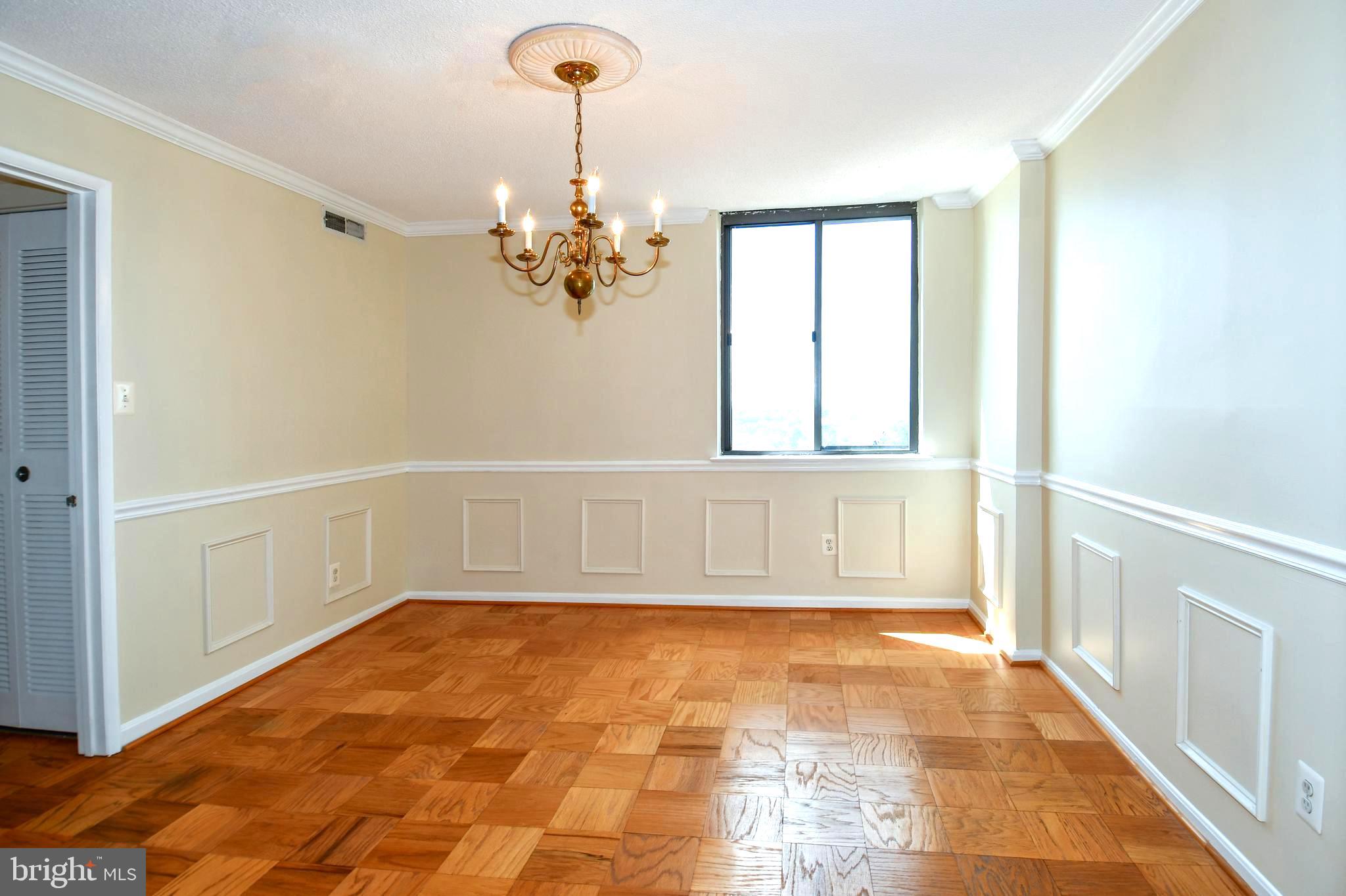 AMERICANA CENTRE - Residential