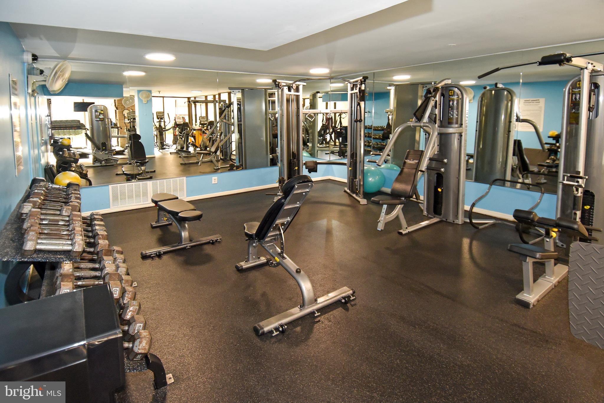 AMERICANA CENTRE - Residential