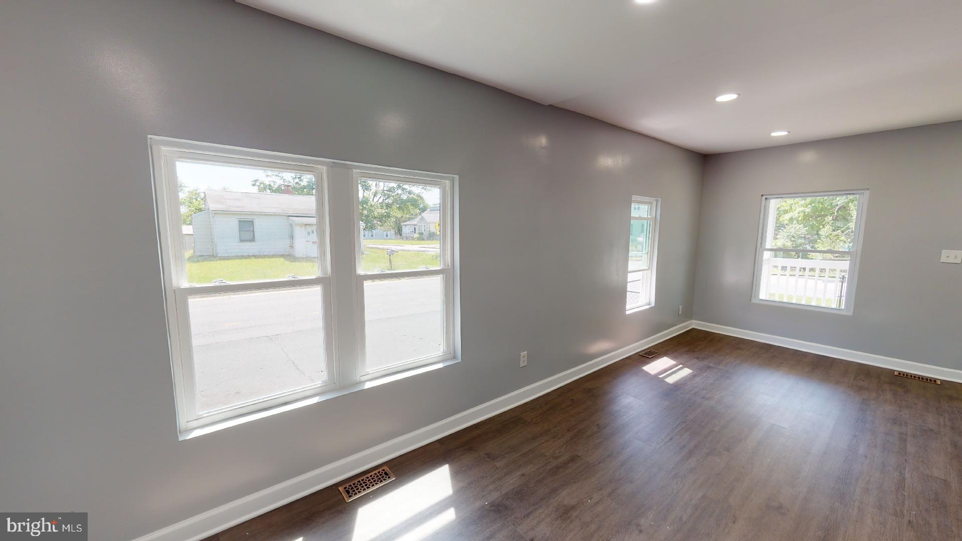 FERNDALE FARMS - Residential