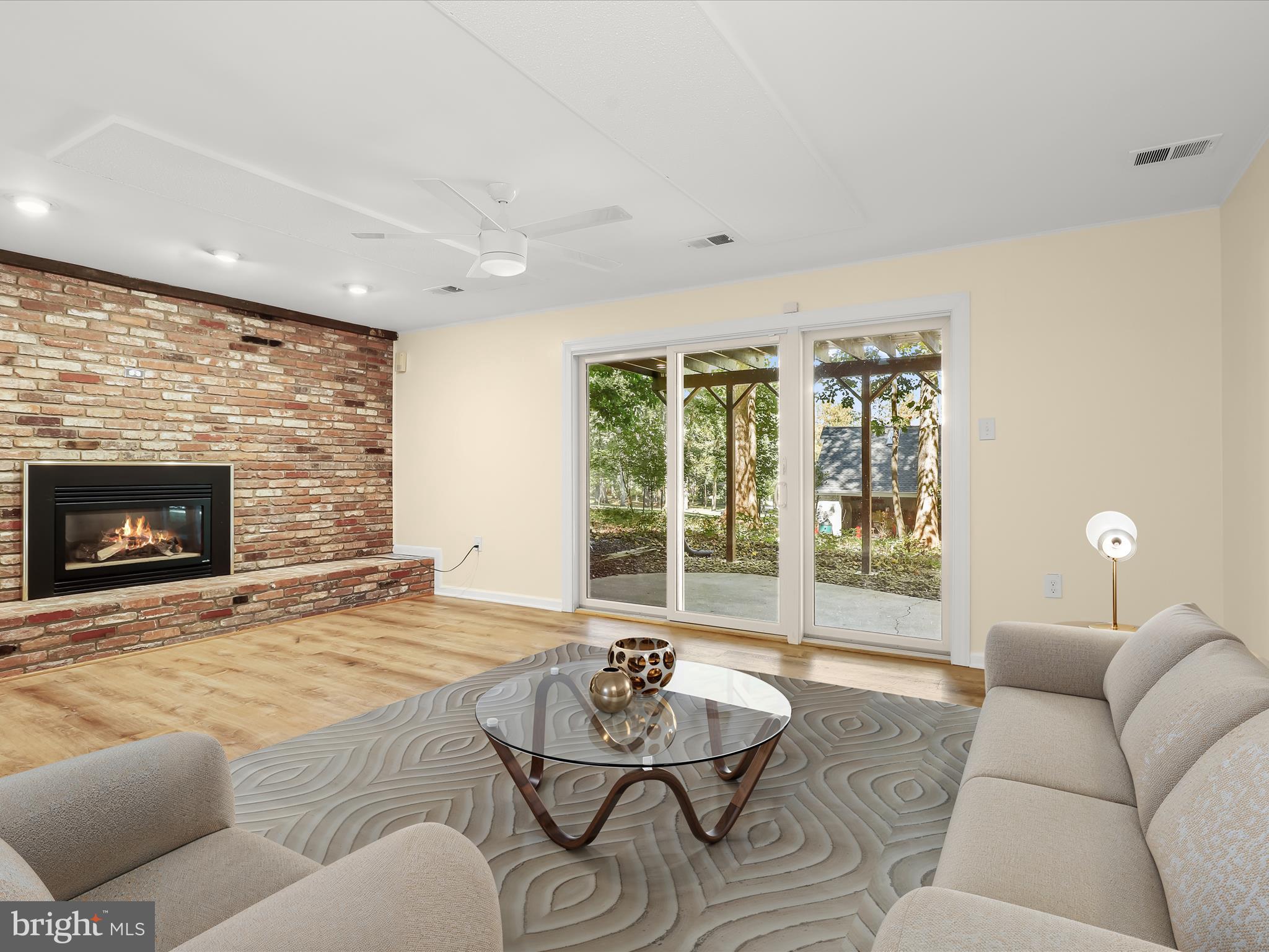 WOODMARK - Residential