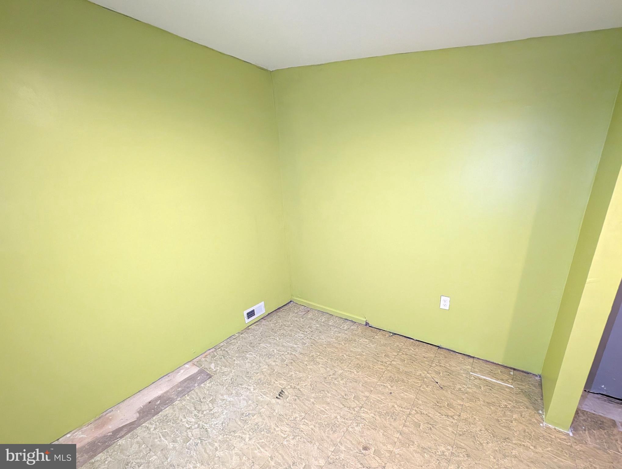 WATERS EDGE - Residential