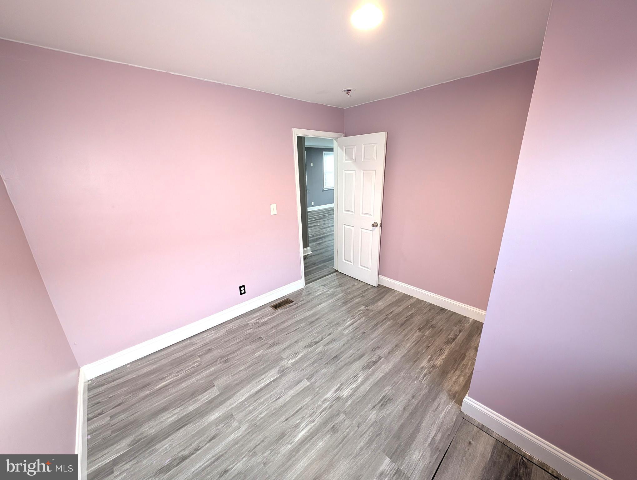 WATERS EDGE - Residential