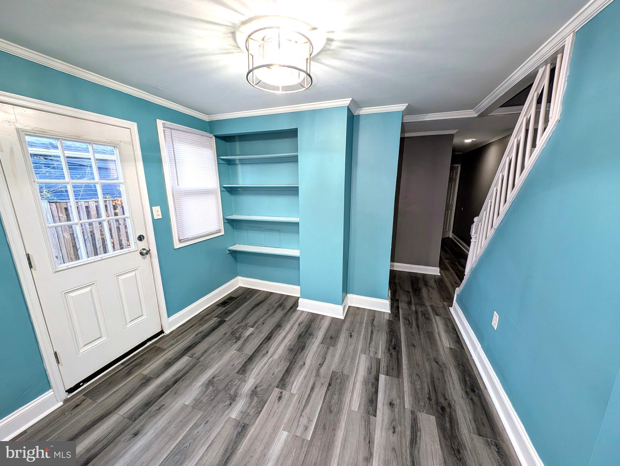 WATERS EDGE - Residential