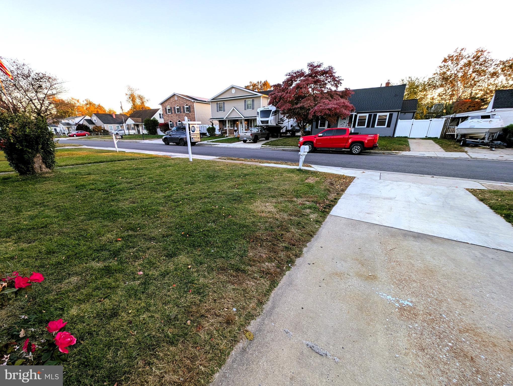 WATERS EDGE - Residential