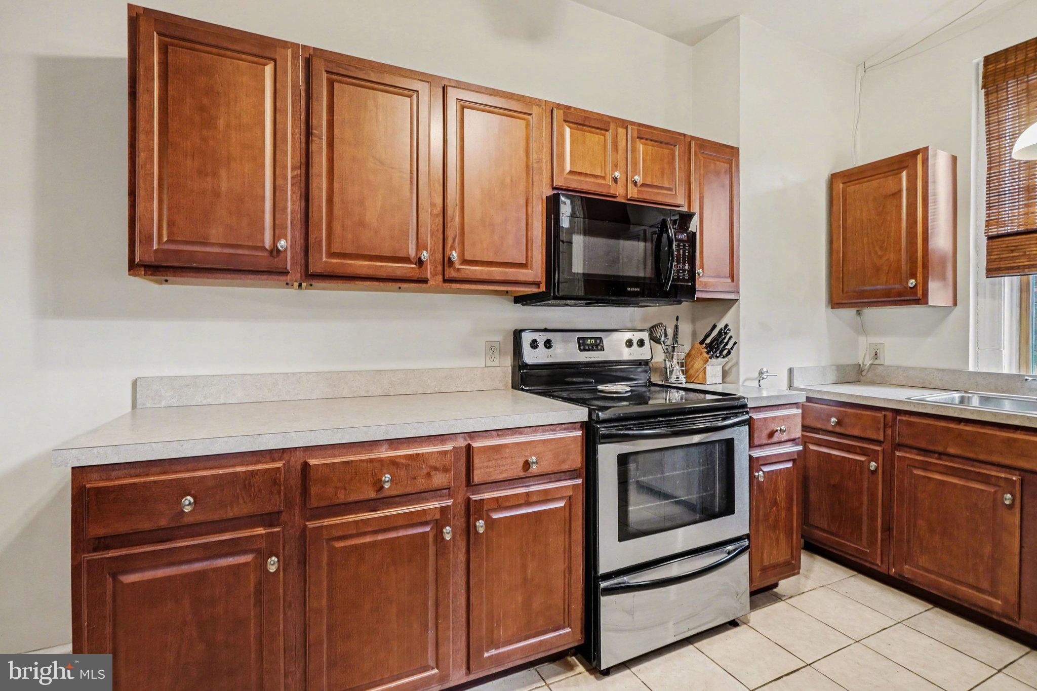 OLDE UPTOWN - Residential