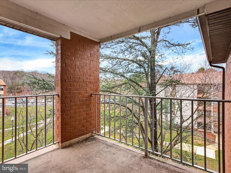 GREENBRIAR CONDO - Residential