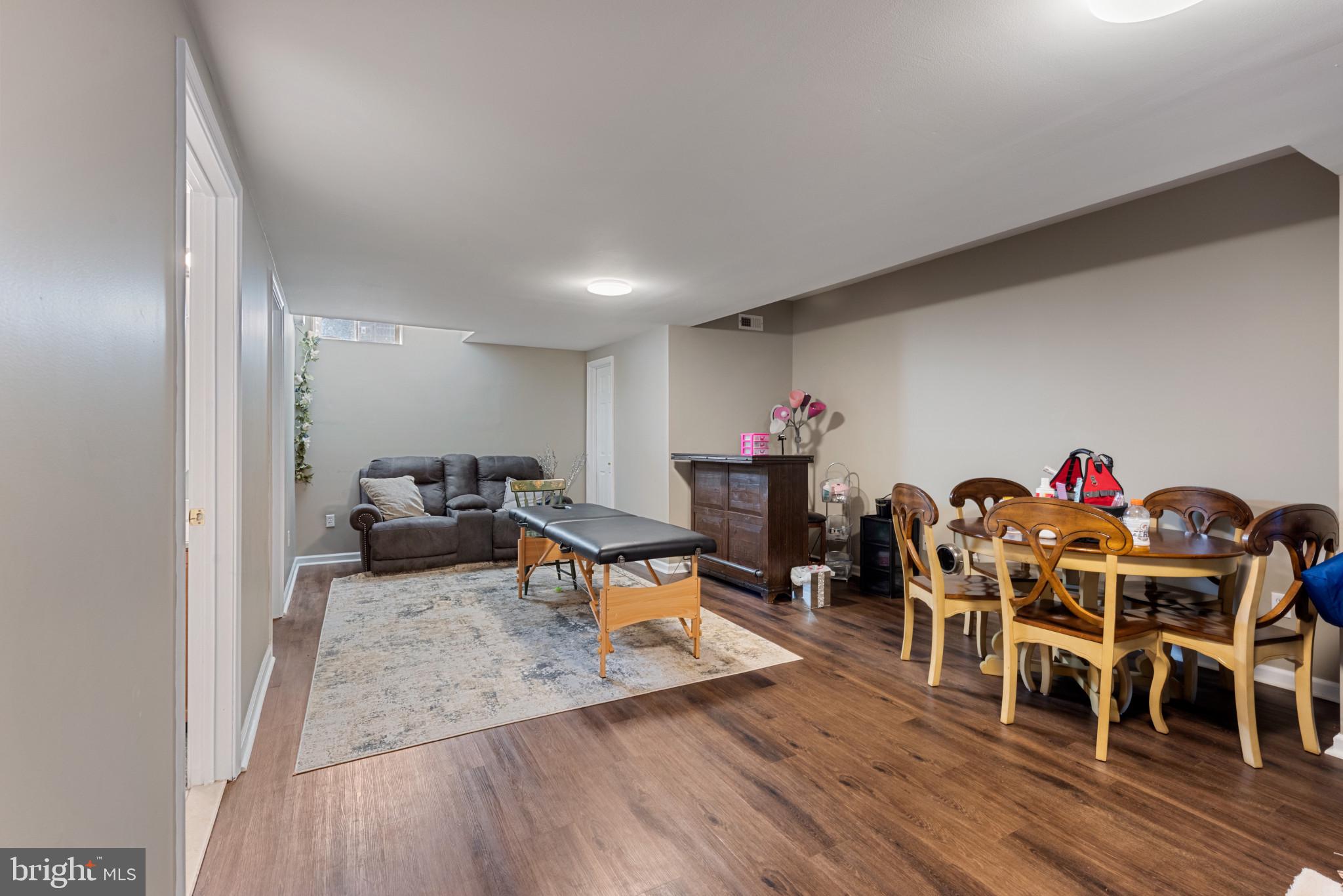 COVENTRY RIDGE - Residential