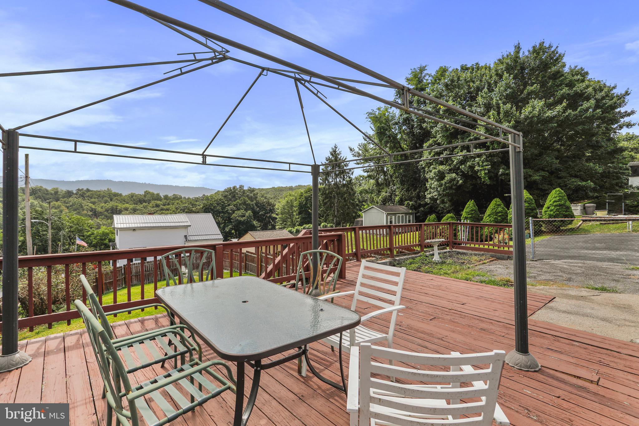 WILLOWBROOK - Residential