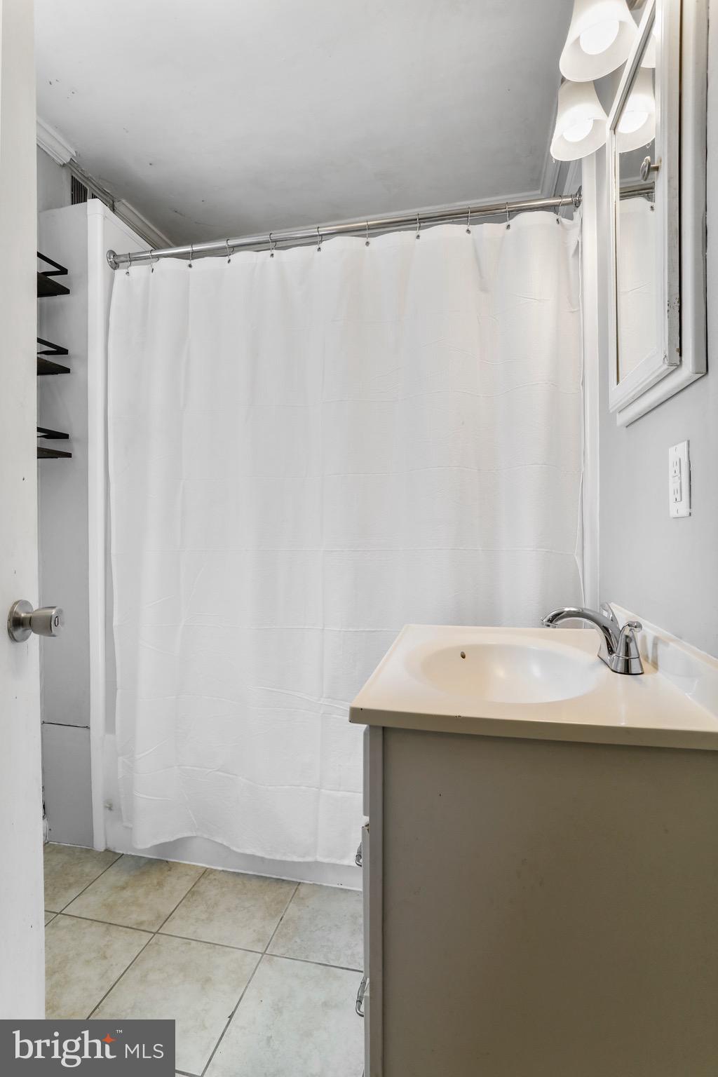 WILLOWBROOK - Residential