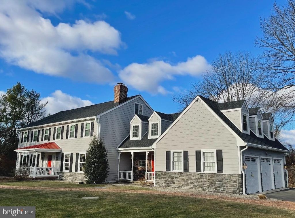 Photo of 5957 Shetland Drive, DOYLESTOWN, PA 18902 (MLS # PABU2111626)