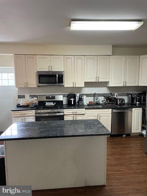 Large Home offers 3300 sq feet and Is Conveniently Located Near Train, Restaurants, Bike Path & All Major Highway Access. All Bedrooms Are Large In Size With Accommodating Closets. Charming Exposed Brick Wall At Top Of Landing Lends A Hint To The Charm This Home Is Hiding. Hall Bath Has Been Doubled In Size & Boasts A Laundry Room. Spacious Living Room & Dining Room Can Host Large Parties Or Intimate Dinners. Full Size Basement For All Of Your Storage Needs. Rear Deck Off Kitchen For Those Summer BBQ's. Walk To Isabella's, Pepperoncini's, Train, & Public Transportation Right Outside Your Front Door. Don't Miss An Opportunity To Rent This Gem For Yourself. C all me for an appt.