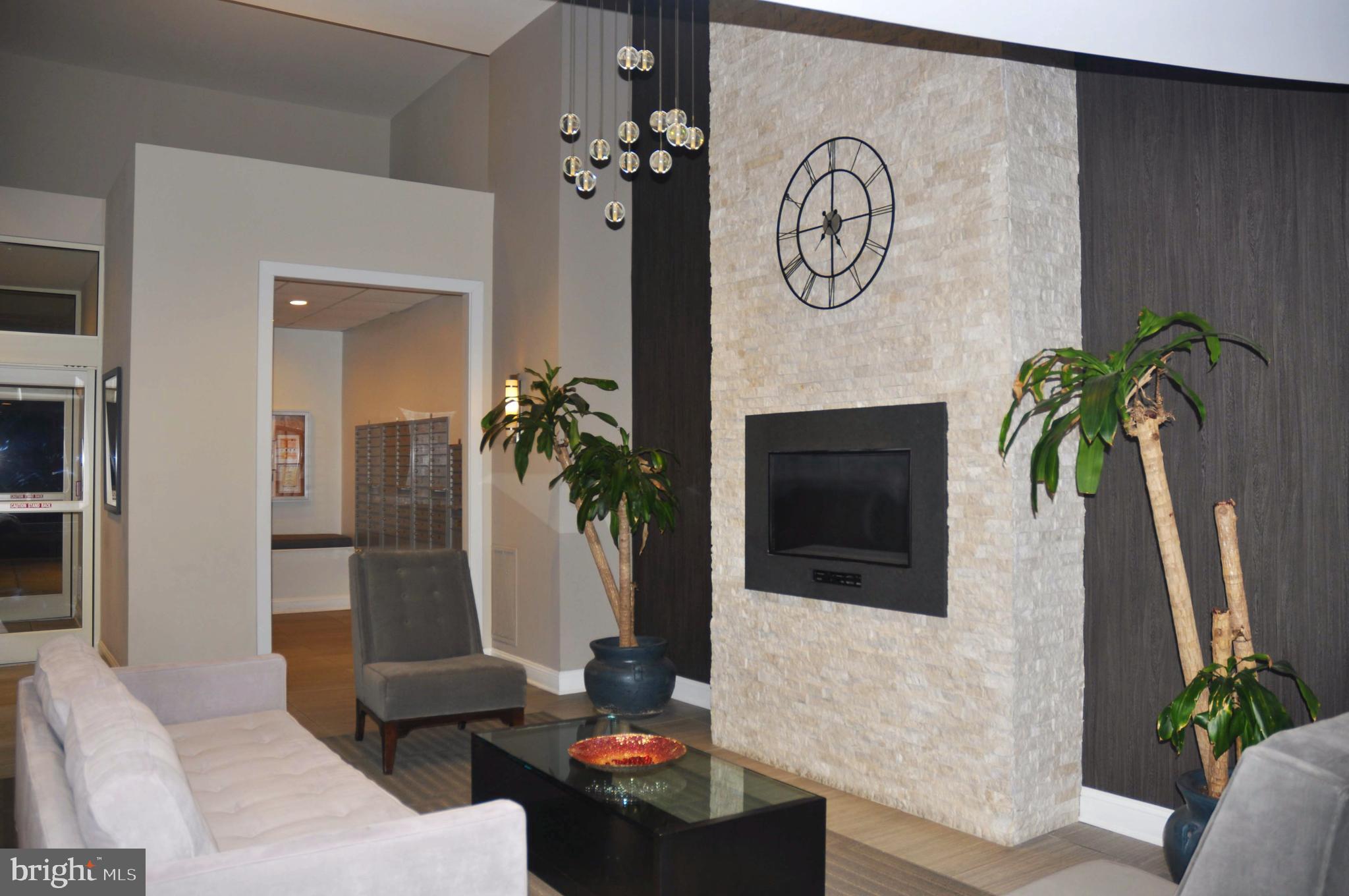 ISABELLA AT MONTICELLO MEWS - Residential Lease