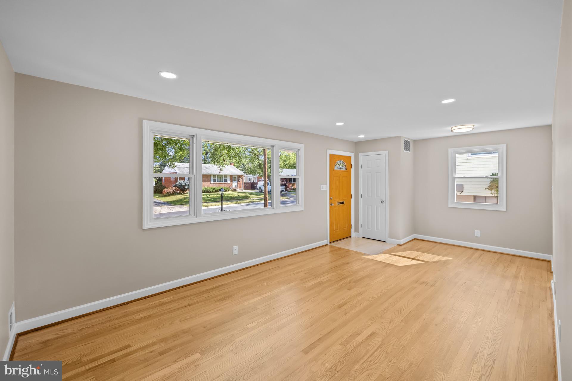 SILVER ROCK - Residential