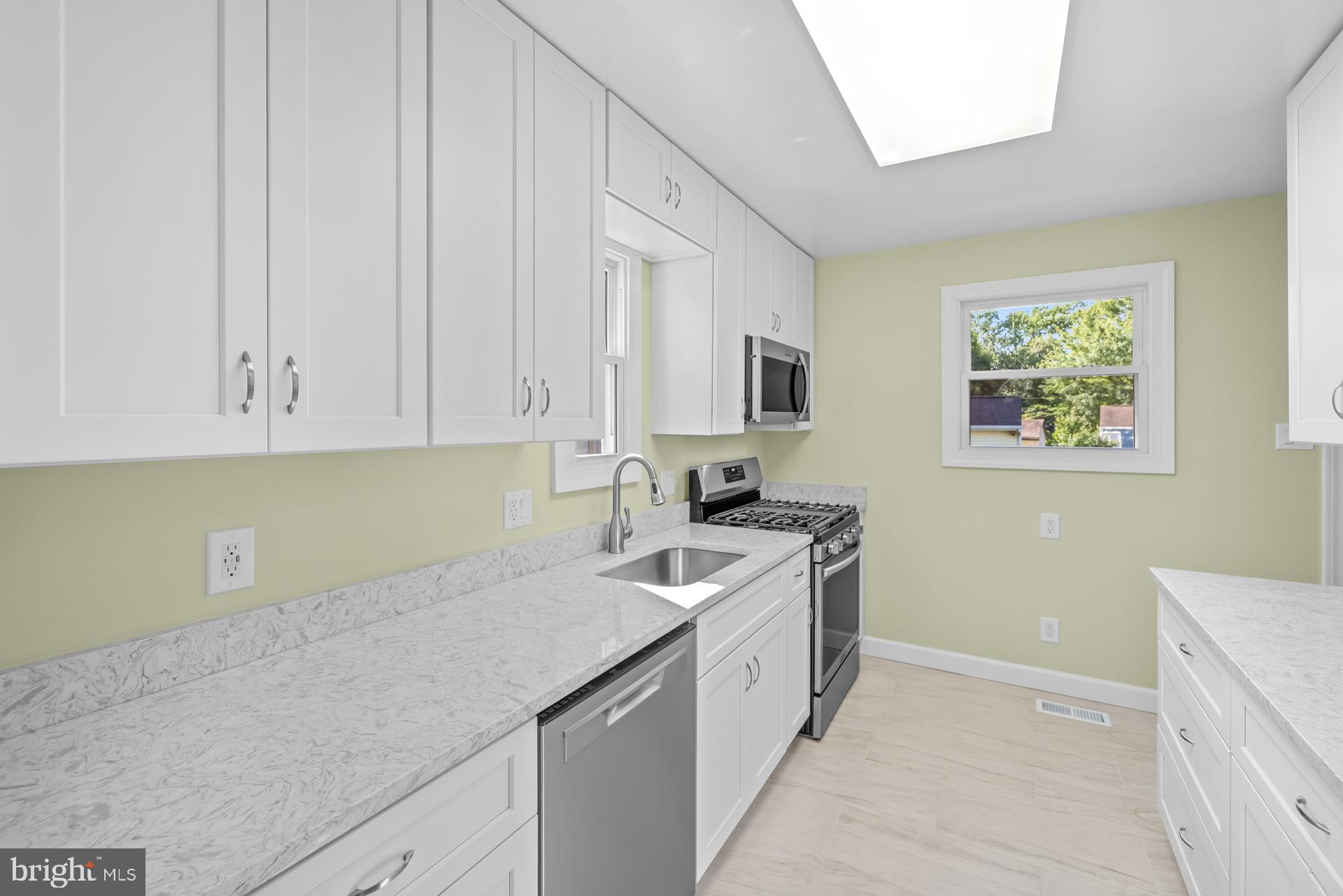 SILVER ROCK - Residential