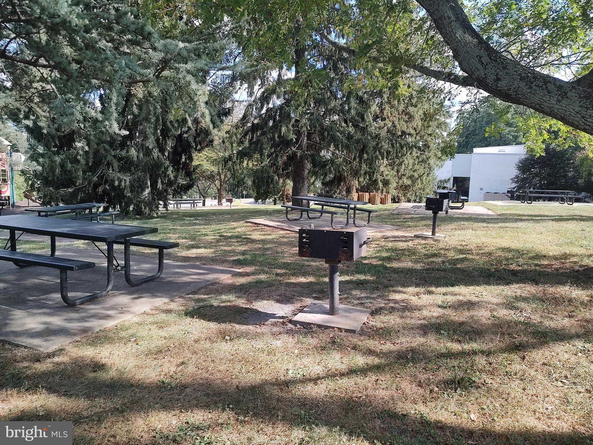 SILVER ROCK - Residential