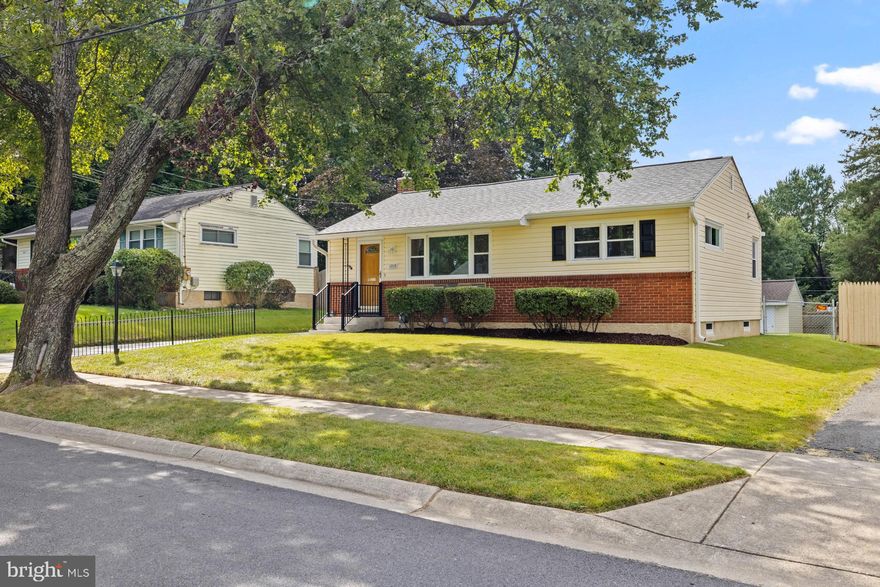 BRAND NEW KITCHEN, BATHROOMS, FINISHED BASEMENT, & CONCRETE DRIVEWAY!! THIS HOME BOASTS BACKYARD OFFICE AND SHED  WITH ELECTRIC !! OWNER HAS WORKED IN TRADES FOR MANY YEARS AND IS METICULOUS ABOUT HIS WORK!! NEWLY FINISHED HARDWOOD FLOORS!! FRESHLY PAINTED INTERIOR!! NEW FRONT AND REAR PORCHES!! OVERSIZED GUTTERS!! MAINTENANCE FREE EXTERIOR!! FENCED REAR YARD FRAMES REMARKABLY LEVEL LOT!! COMMUTERS DREAM = LESS THAN ONE MILE TO ROCKVILLE METRO'S RED LINE STATION, MARC BRUNSWICK LINE, AND AMTRAK CAPITOL LIMITED!!! ONE BLOCK TO BUS!! IN JUST TWO BLOCKS YOU CAN UNWIND AND RELAX ON 1 OF 65 LANDSCAPED ACRES AT ROCKVILLE CIVIC CENTER/GLENVIEW MANSION!! CRYDON CREEK NATURE CENTER IS ON THE NORTH SIDE OF THE GROUNDS THEN 100 MORE ACRES THAT CONNECT WITH ROCKCREEK TRAIL, LEFT TO LAKES FRANK AND NEEDWOOD, OR RIGHT ALL THE WAY TO THE NATIONAL ZOO AND BEYOND FOR SERIOUS  HIKER/BIKERS!! TOT LOTS AND TENNIS!! YOU CAN'T BE SERIOUS!! 2.5 BLOCKS TO CONVENIENCE SHOPS OR ONE MILE TO ROCKVILLE PIKE AND SHOPPING GALORE!!