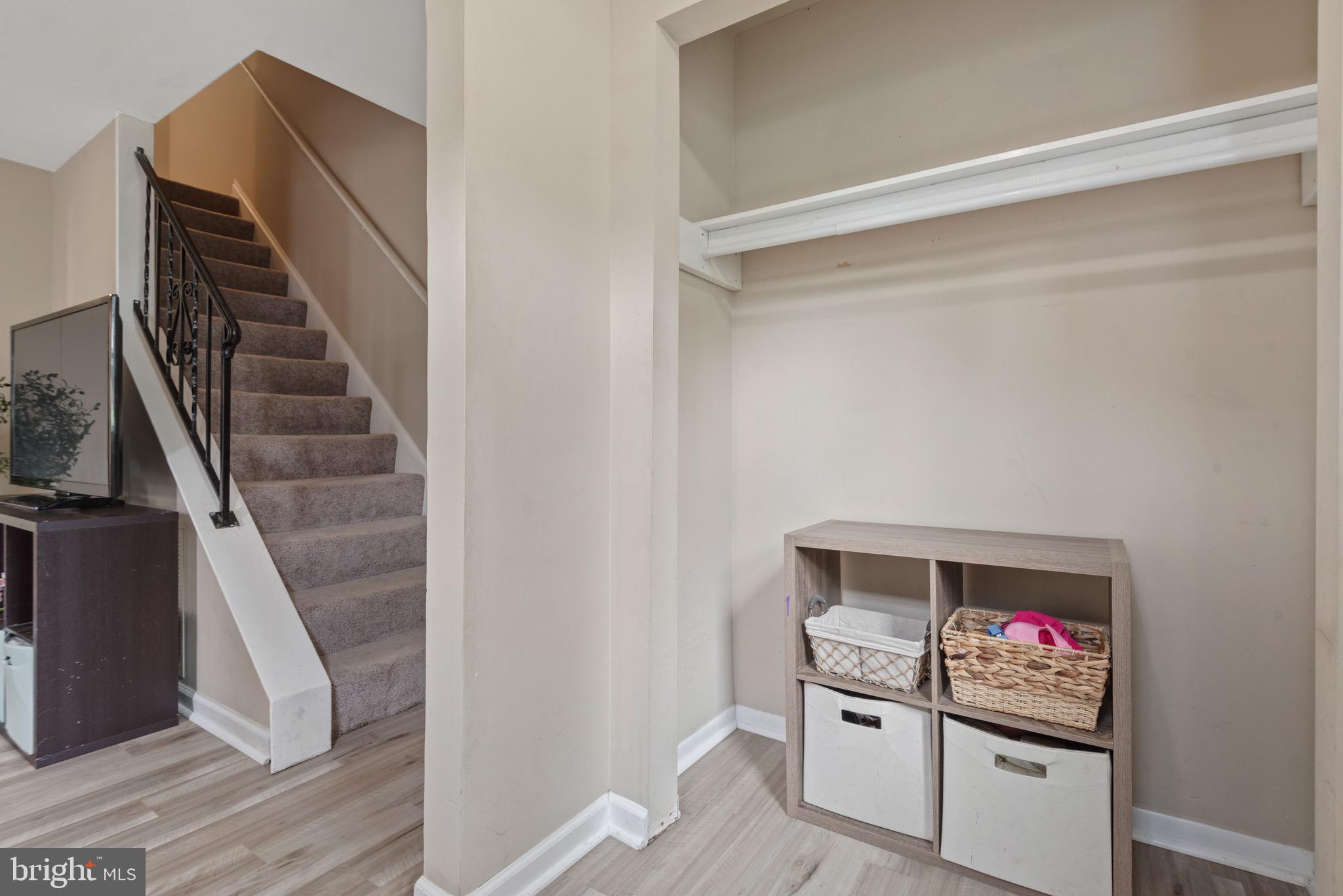 538 CREEKSIDE LANE