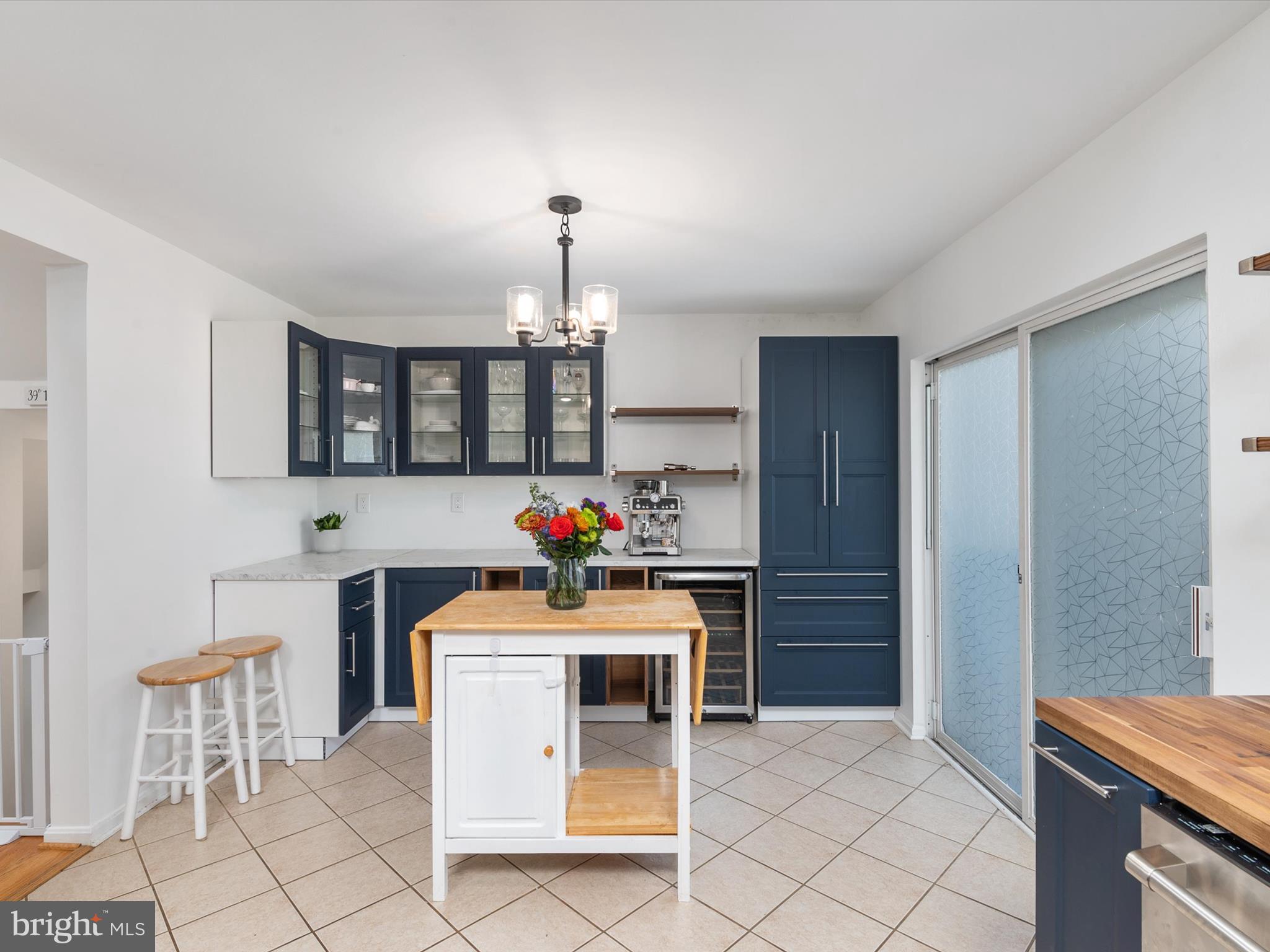 COURTS AT BELLE POINTE - Residential