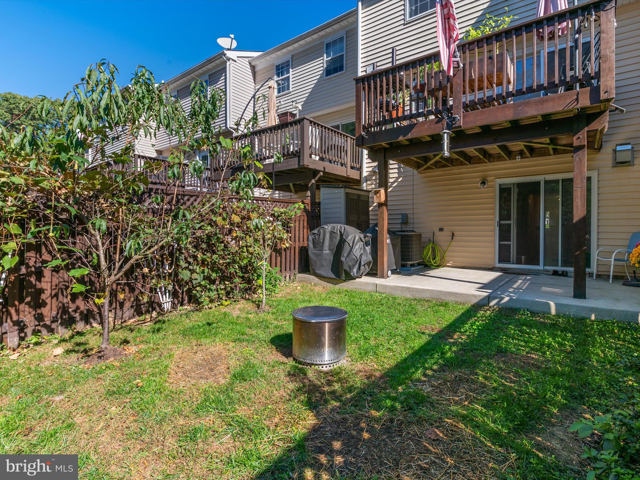 COURTS AT BELLE POINTE - Residential