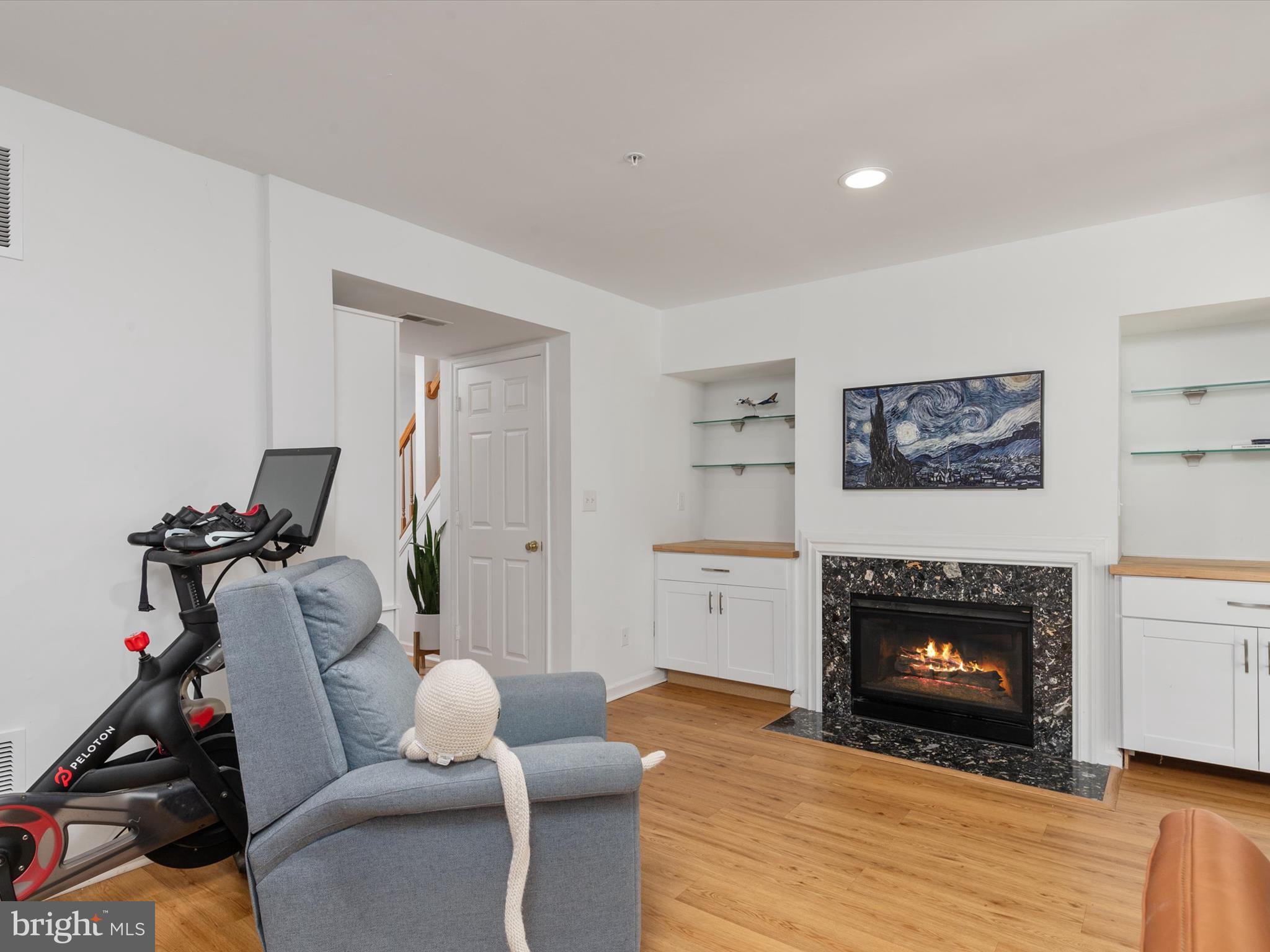 COURTS AT BELLE POINTE - Residential