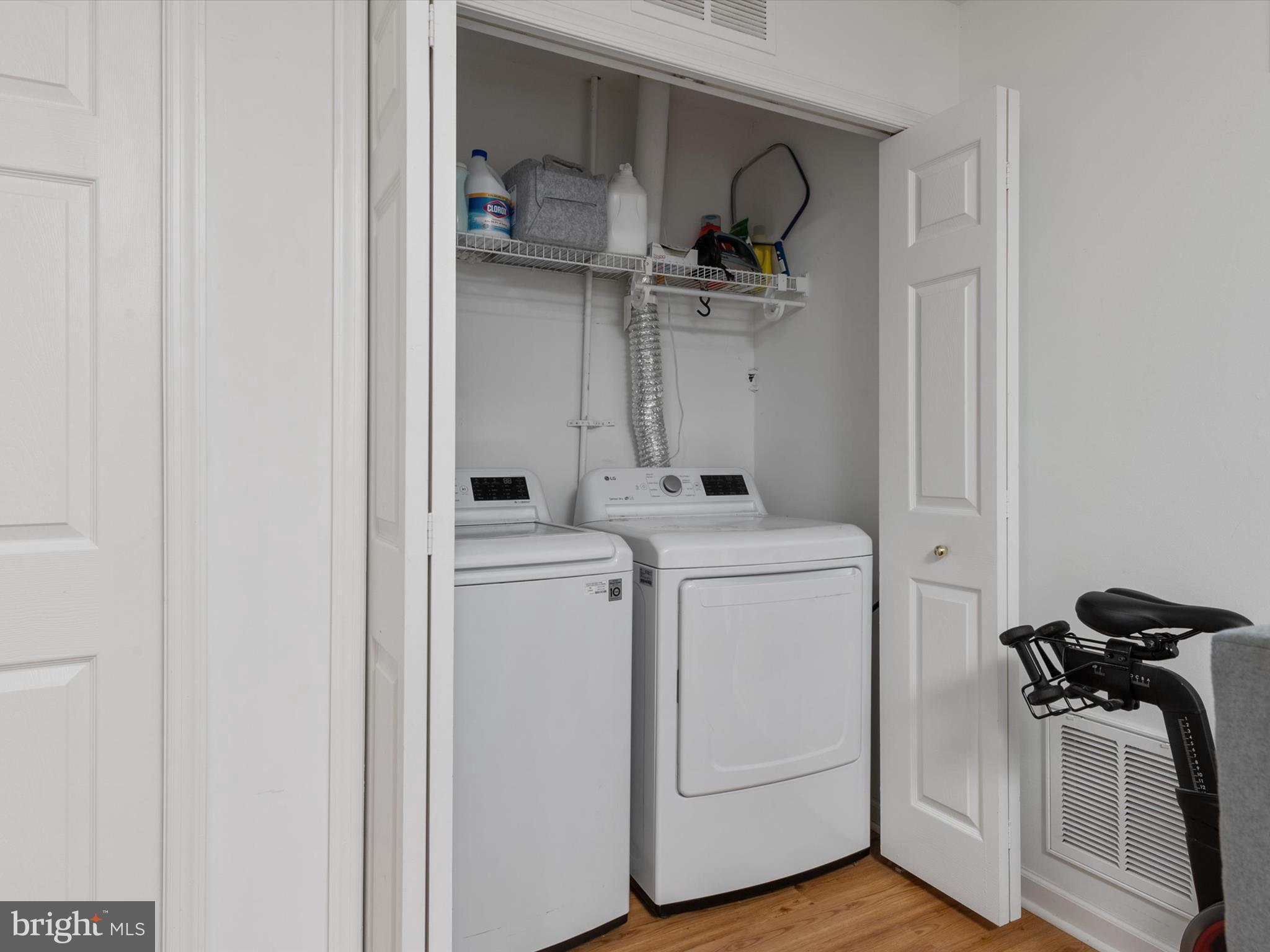 COURTS AT BELLE POINTE - Residential