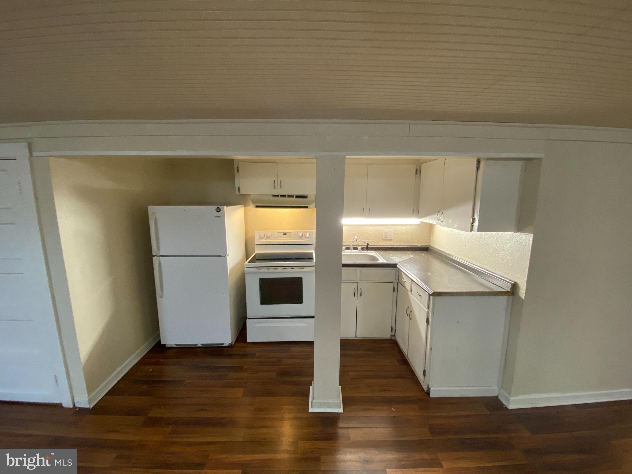 DOWNTOWN FREDERICKSBURG - Residential Lease