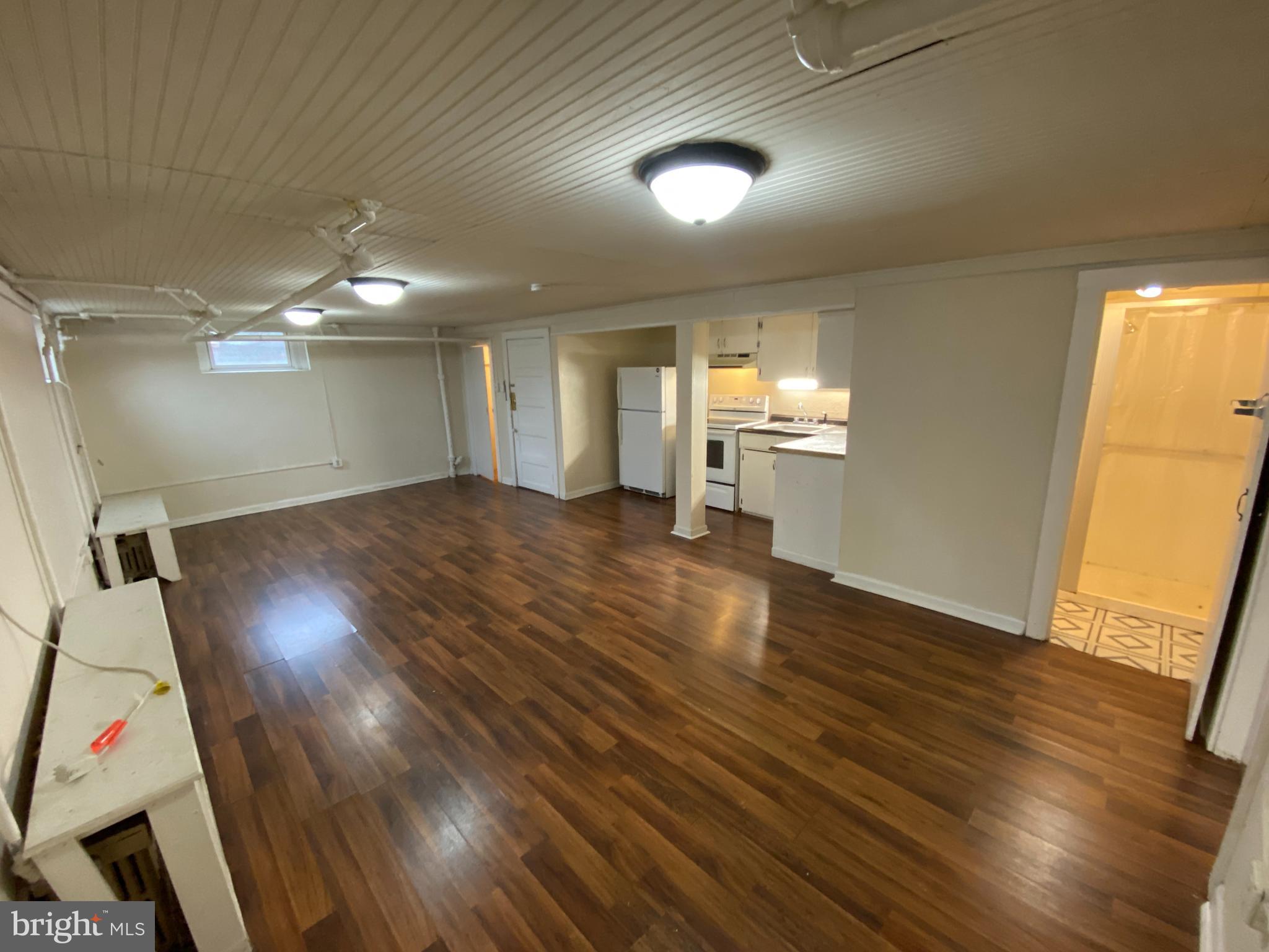 DOWNTOWN FREDERICKSBURG - Residential Lease