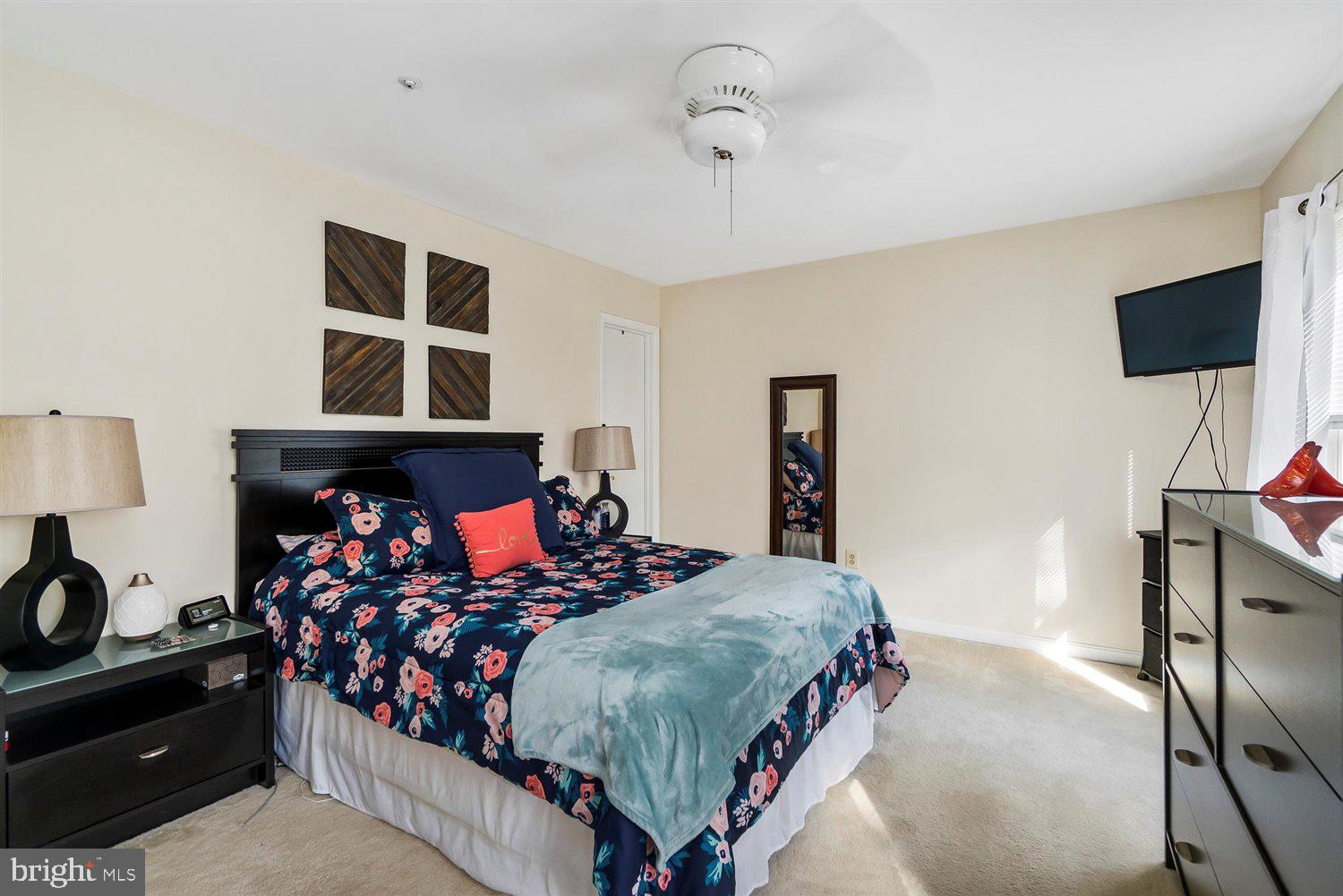 CEDARSIDE FARM - Residential