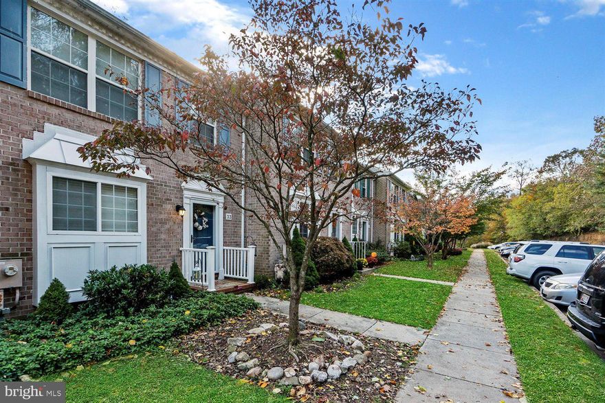 Beautiful Townhome In The Subdivision Of Cedar Side Farm.  Main Level Offers Tons Of Natural Lighting, Hardwood Floors Throughout , Large Open Kitchen Area With Stainless Steel Appliances, Stove & Breakfast Bar. The Upper Level Includes 3 Spacious Bedrooms & 2 Full Bathrooms & Wall To Wall Carpeting. The Finished Lower Level Has  A Recreational Room,  Fireplace &Half Bathroom. Plenty Of Room To Entertain Guests! Bonus Features Include Deck To Wooded Back Lot, And Lower Level Access To Outside. Come Make This House A Home!