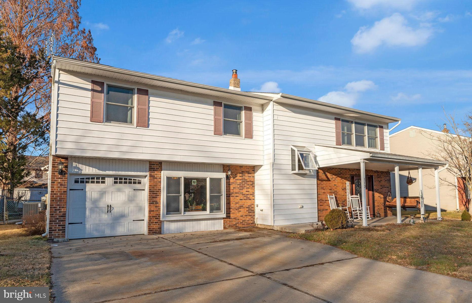 VILLAGE OF NOTTING - Residential