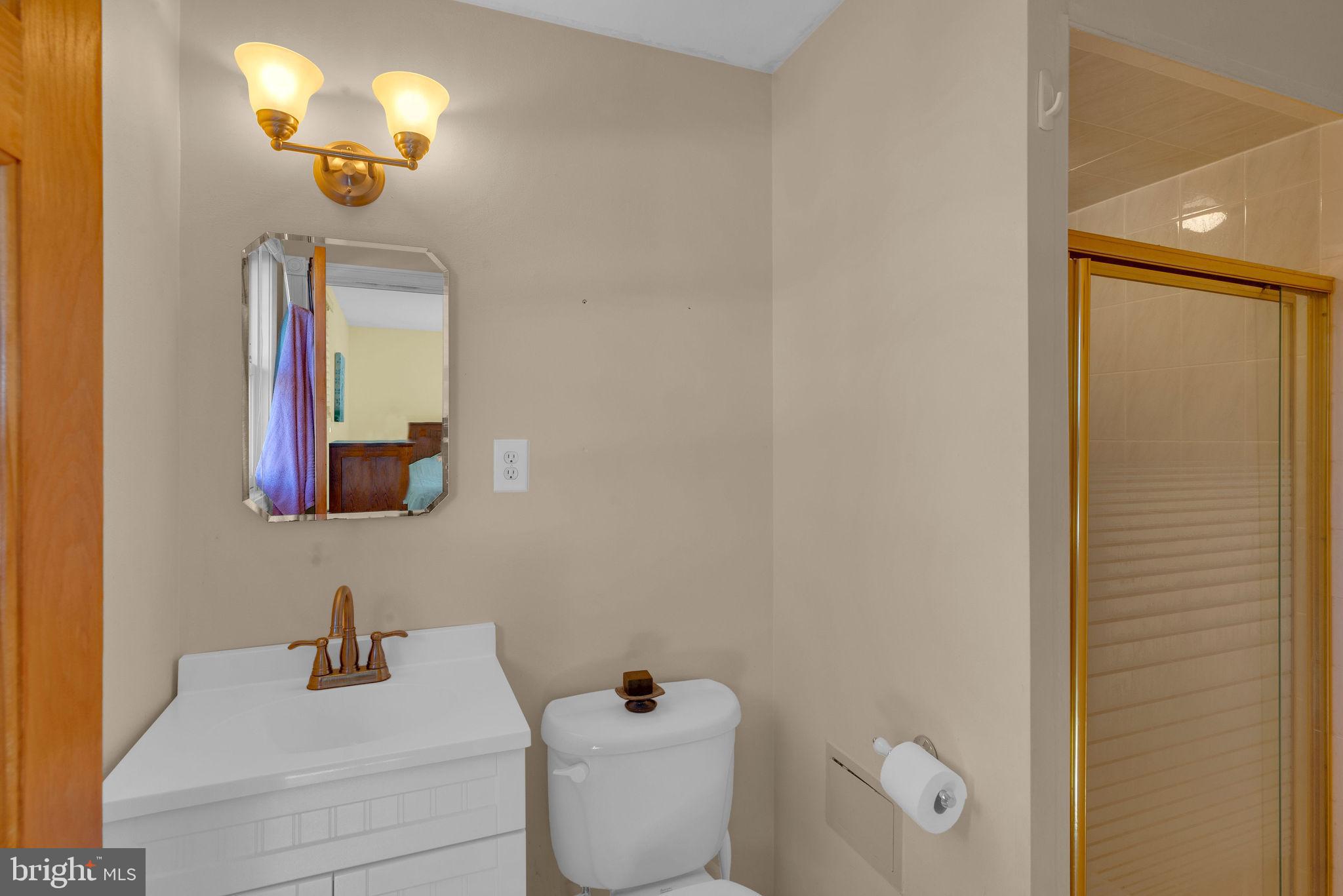 VILLAGE OF NOTTING - Residential