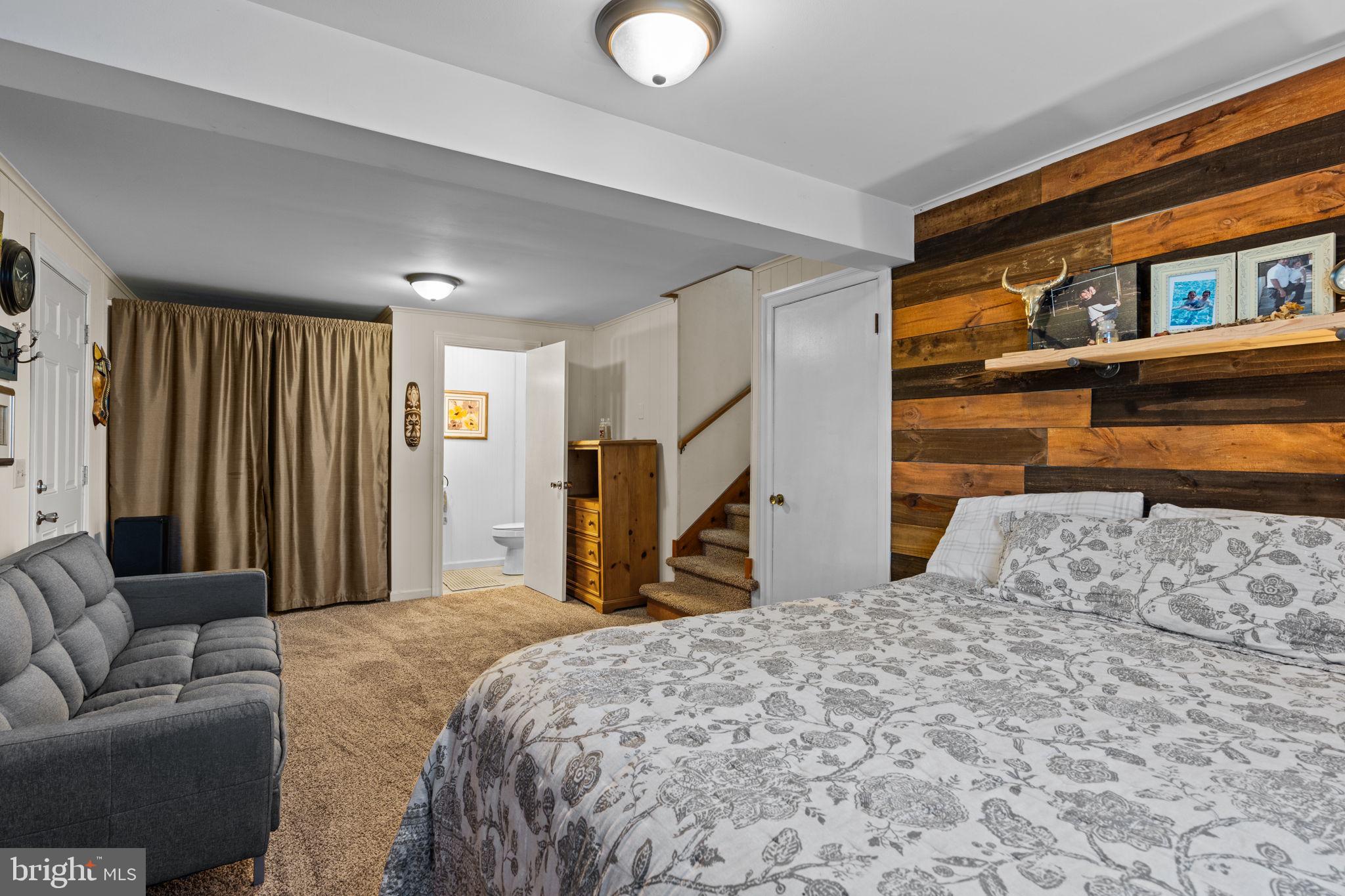 PLEASANT ACRES - Residential